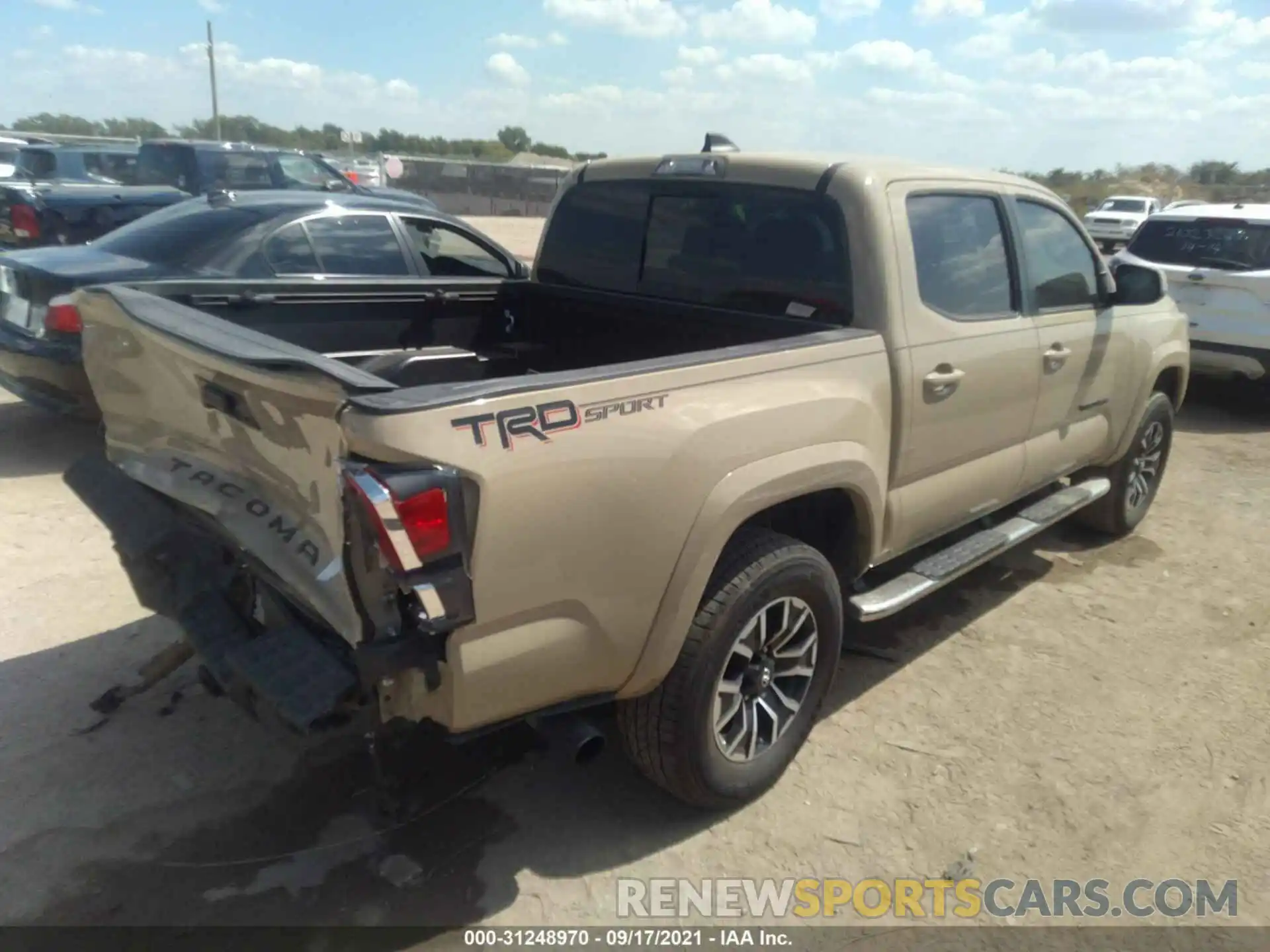 4 Фотография поврежденного автомобиля 5TFAZ5CN8LX088368 TOYOTA TACOMA 2WD 2020