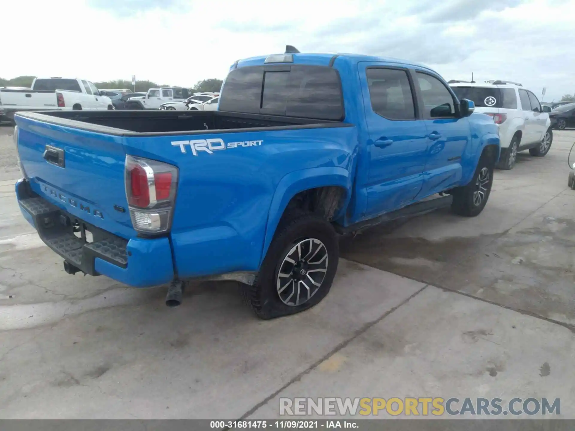 4 Photograph of a damaged car 5TFAZ5CN9LX089738 TOYOTA TACOMA 2WD 2020