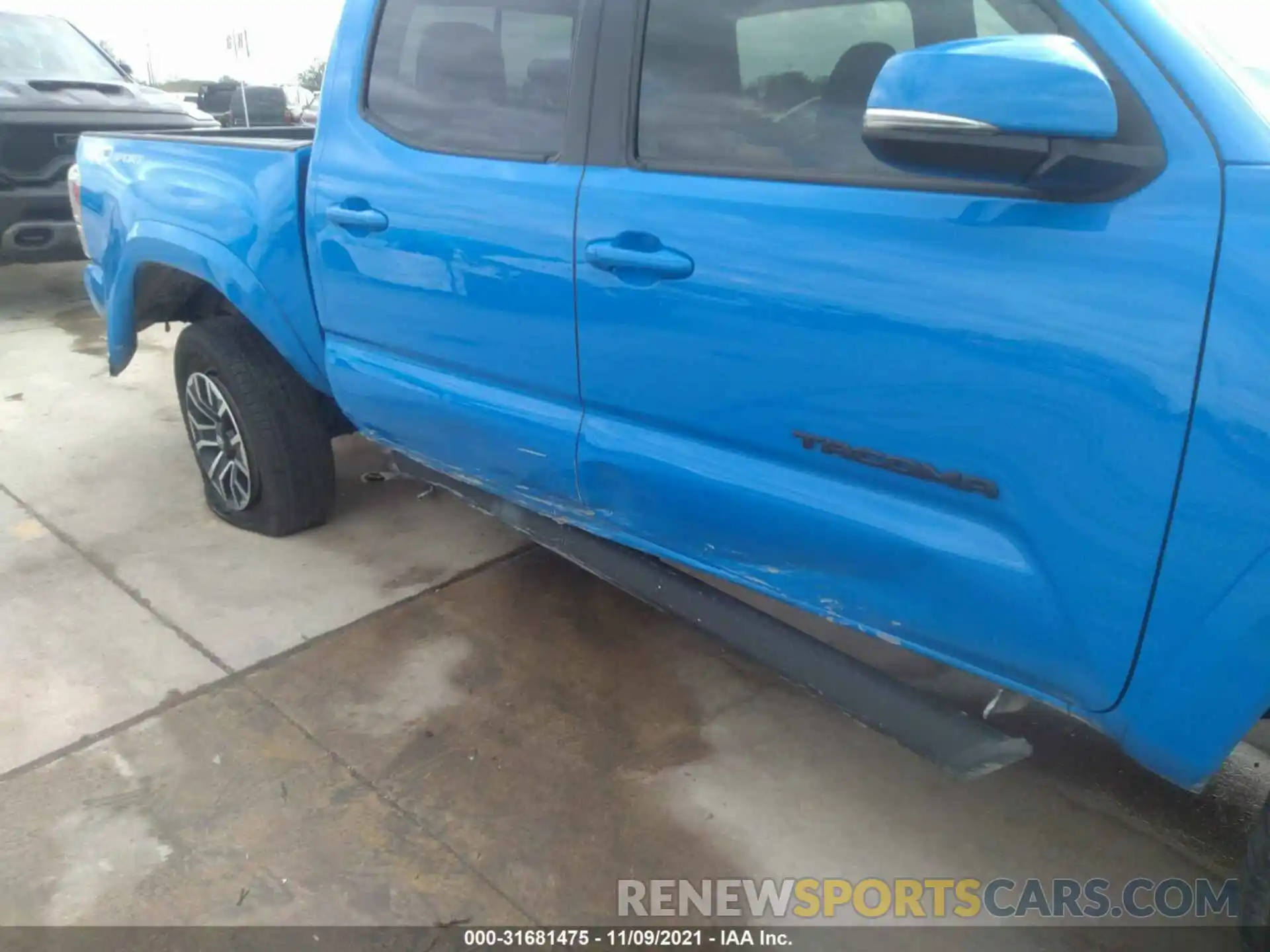 6 Photograph of a damaged car 5TFAZ5CN9LX089738 TOYOTA TACOMA 2WD 2020