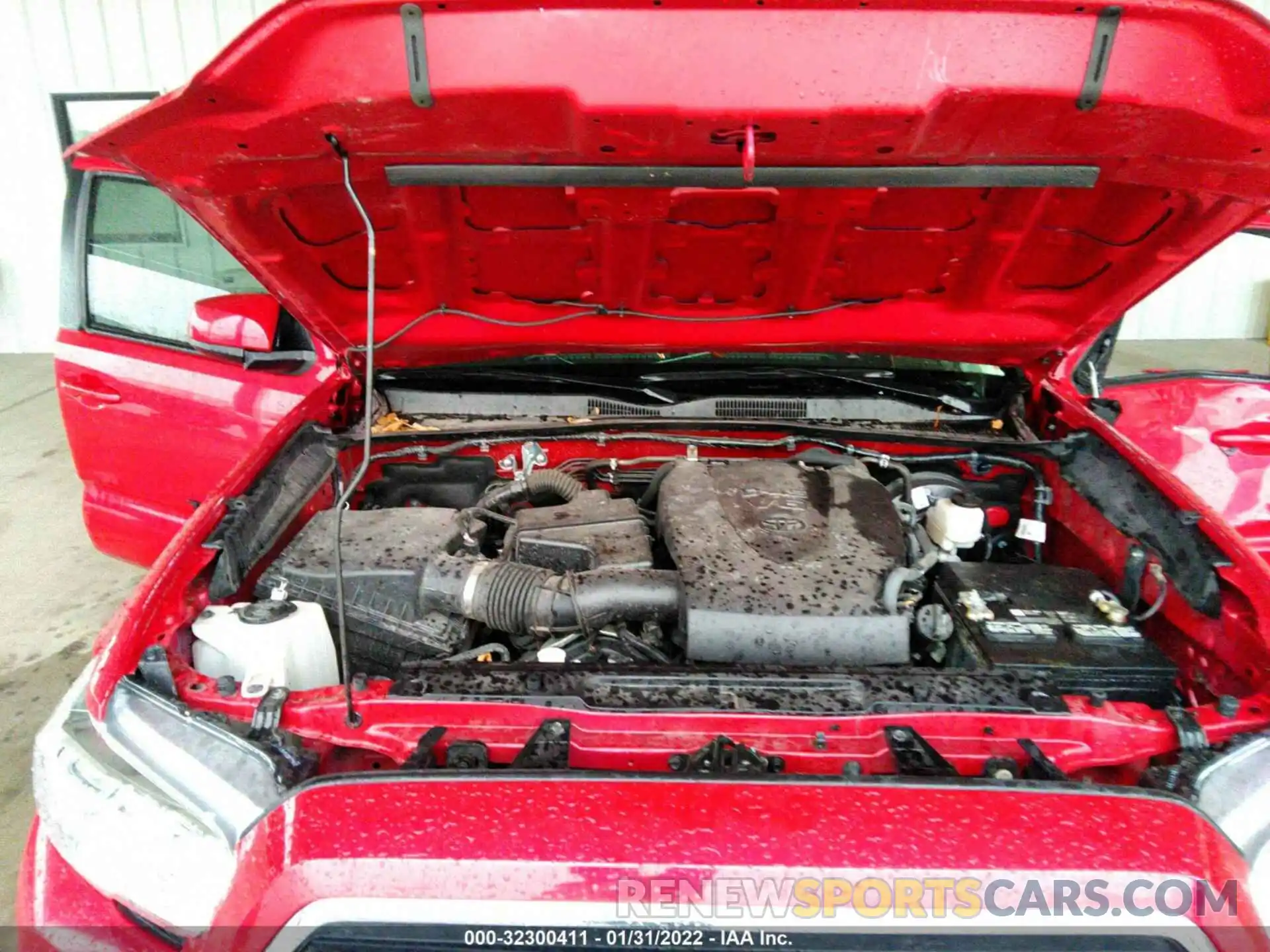 10 Photograph of a damaged car 5TFAZ5CN9LX091215 TOYOTA TACOMA 2WD 2020