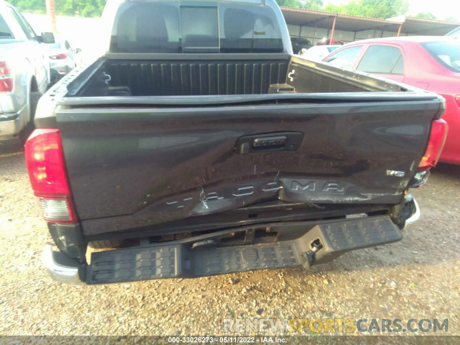 6 Photograph of a damaged car 5TFAZ5CN9LX092316 TOYOTA TACOMA 2WD 2020