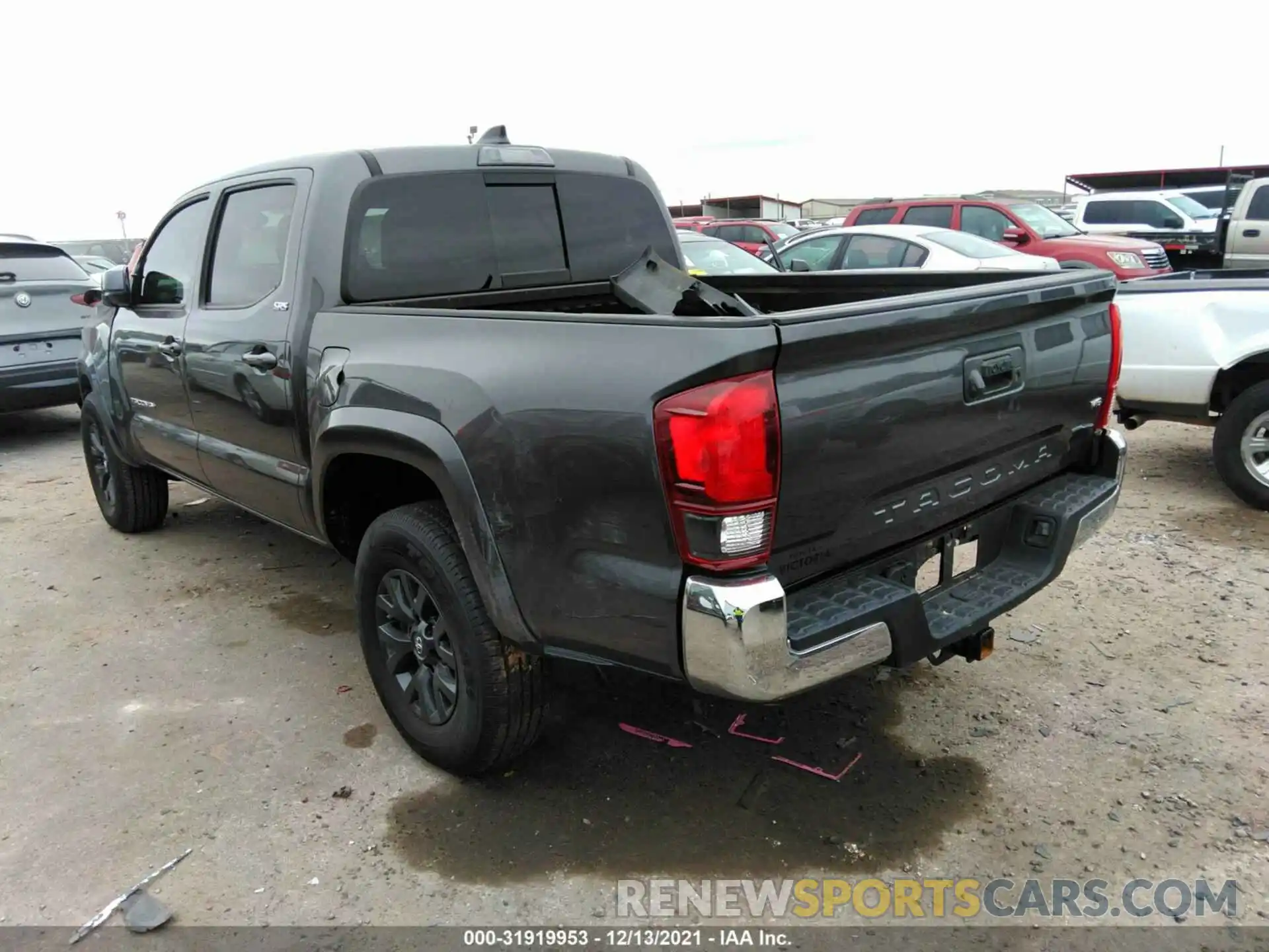 3 Photograph of a damaged car 5TFAZ5CN9LX093224 TOYOTA TACOMA 2WD 2020