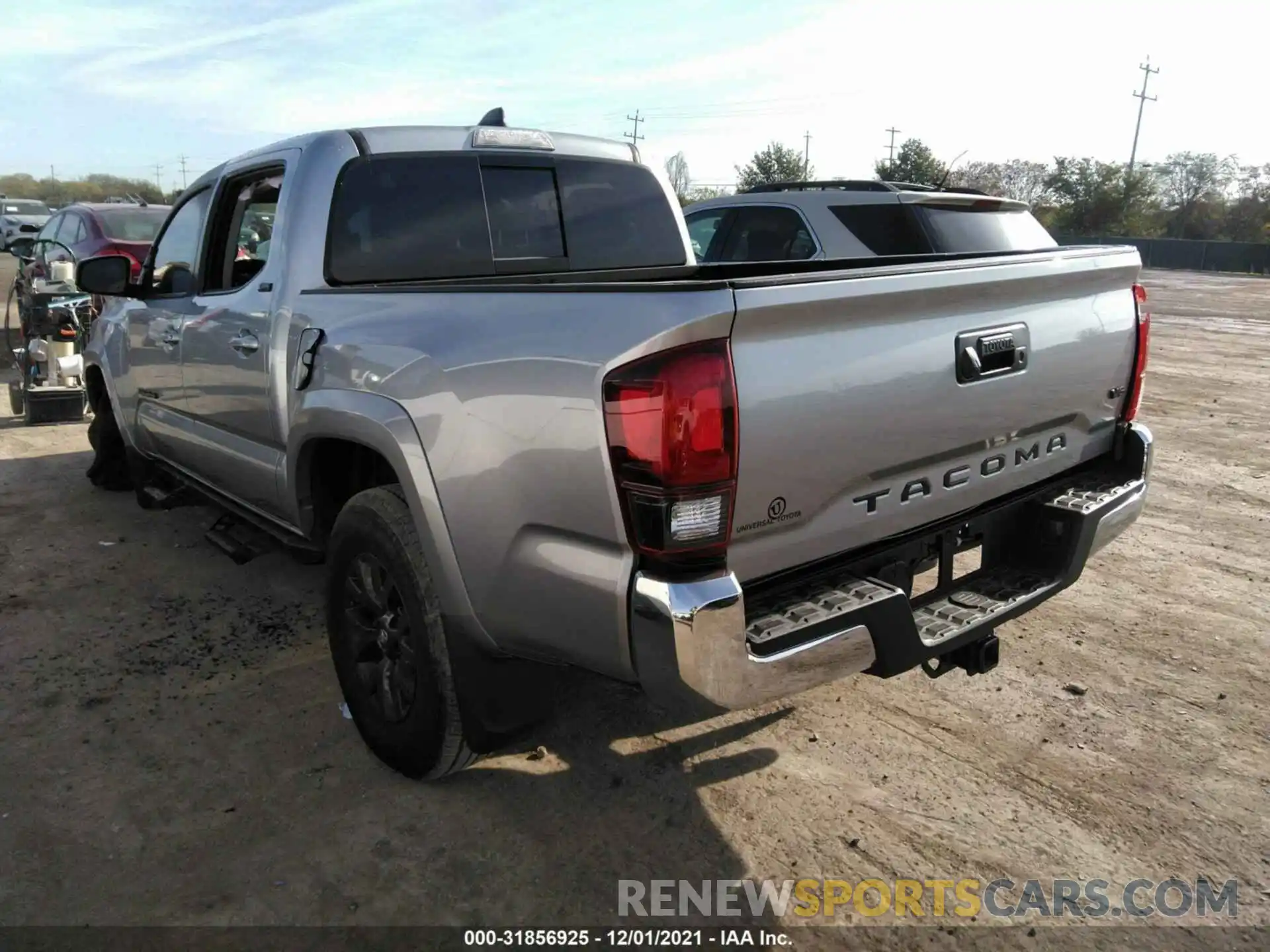 3 Фотография поврежденного автомобиля 5TFAZ5CNXLX094656 TOYOTA TACOMA 2WD 2020