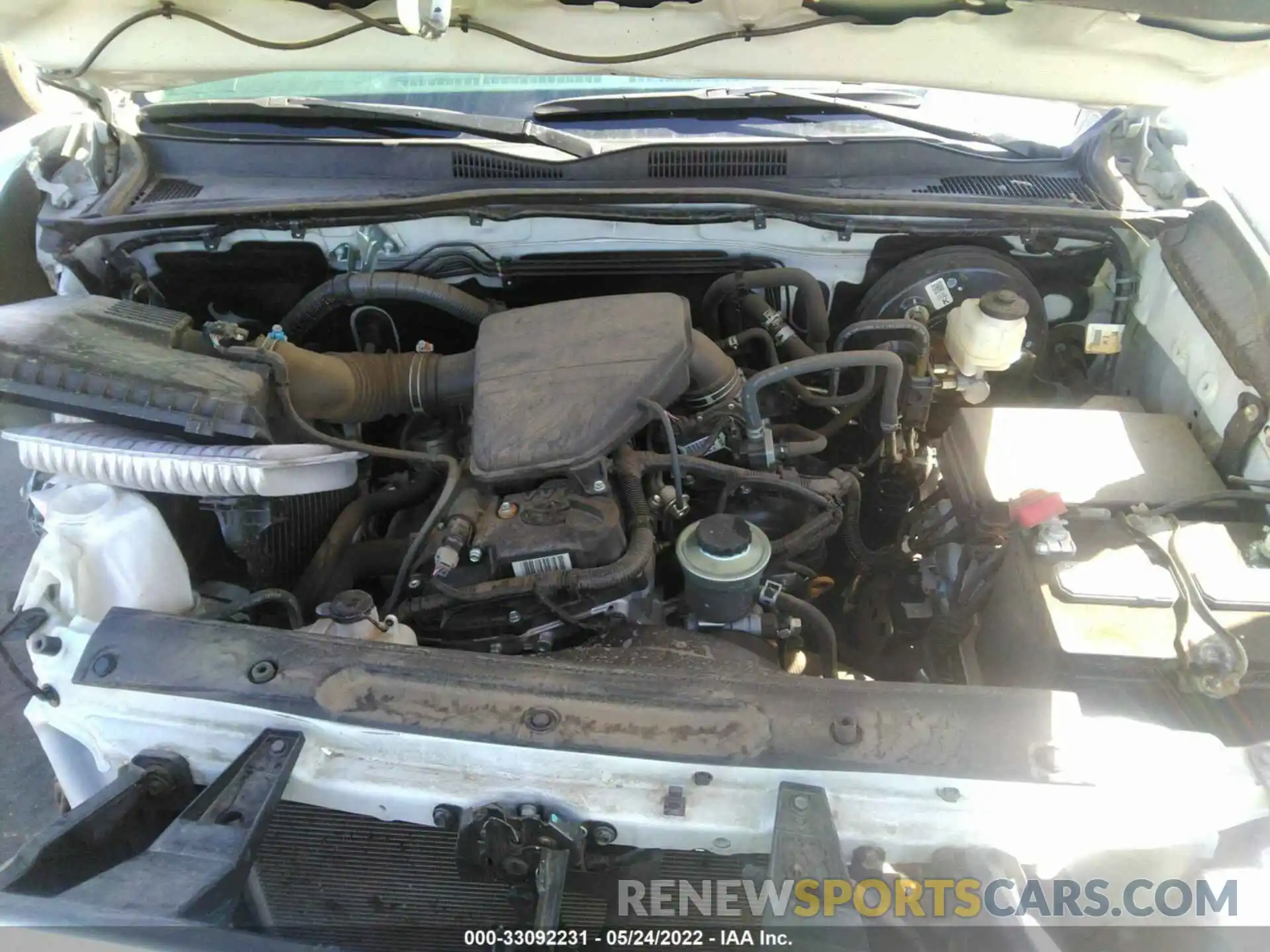 10 Photograph of a damaged car 5TFRX5GN0LX181324 TOYOTA TACOMA 2WD 2020