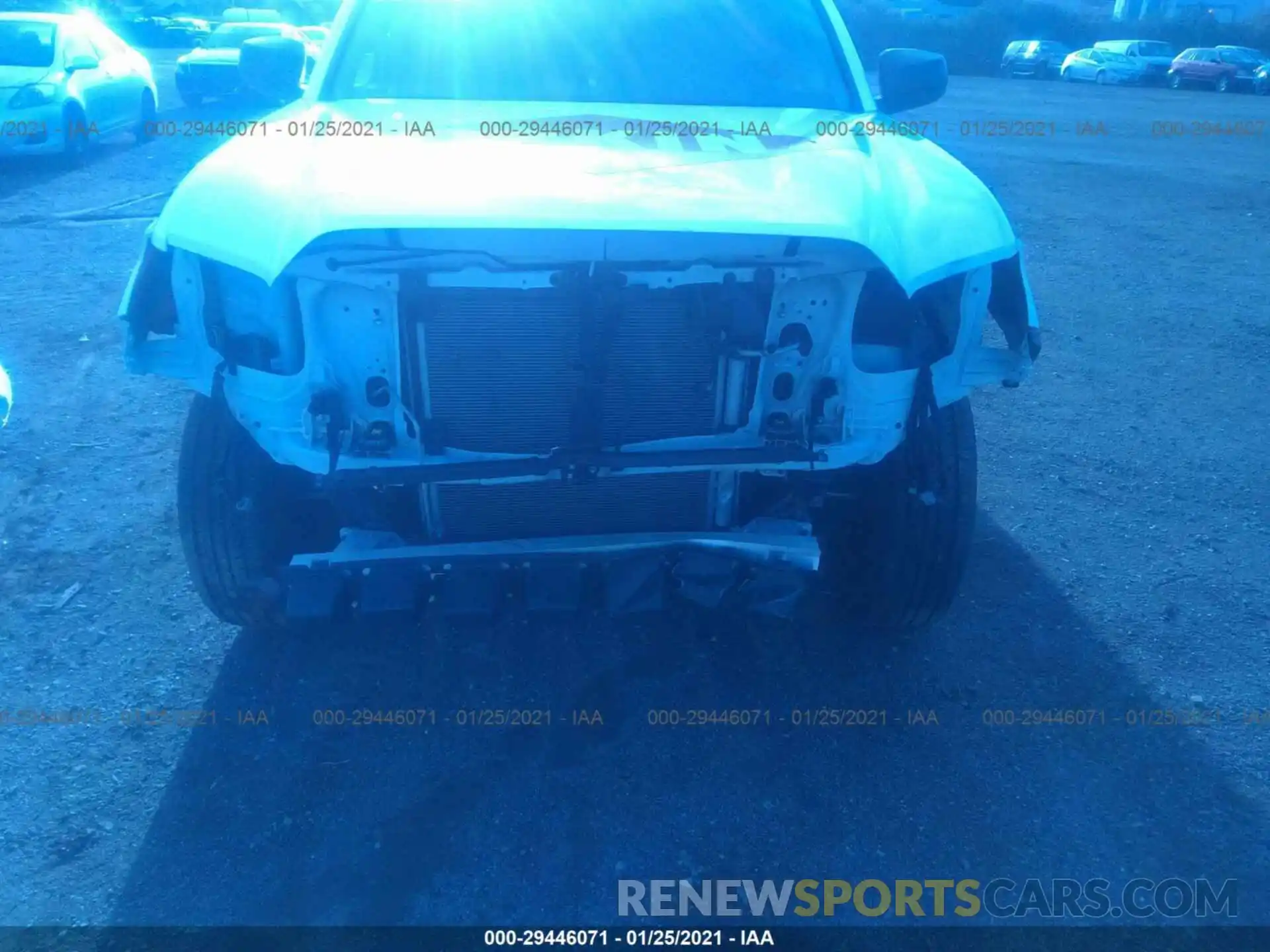 6 Фотография поврежденного автомобиля 5TFRX5GN1LX170378 TOYOTA TACOMA 2WD 2020