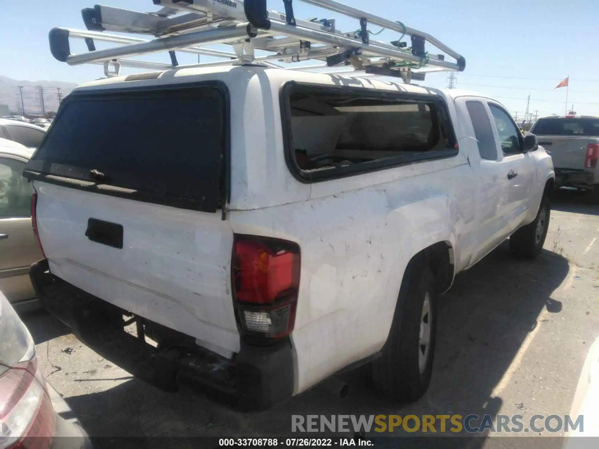 4 Photograph of a damaged car 5TFRX5GN1LX173071 TOYOTA TACOMA 2WD 2020