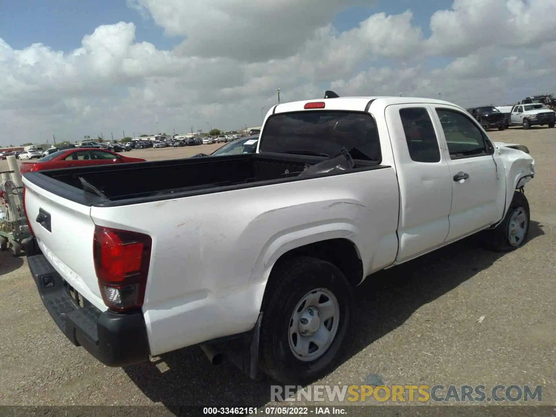 4 Photograph of a damaged car 5TFRX5GN1LX180909 TOYOTA TACOMA 2WD 2020