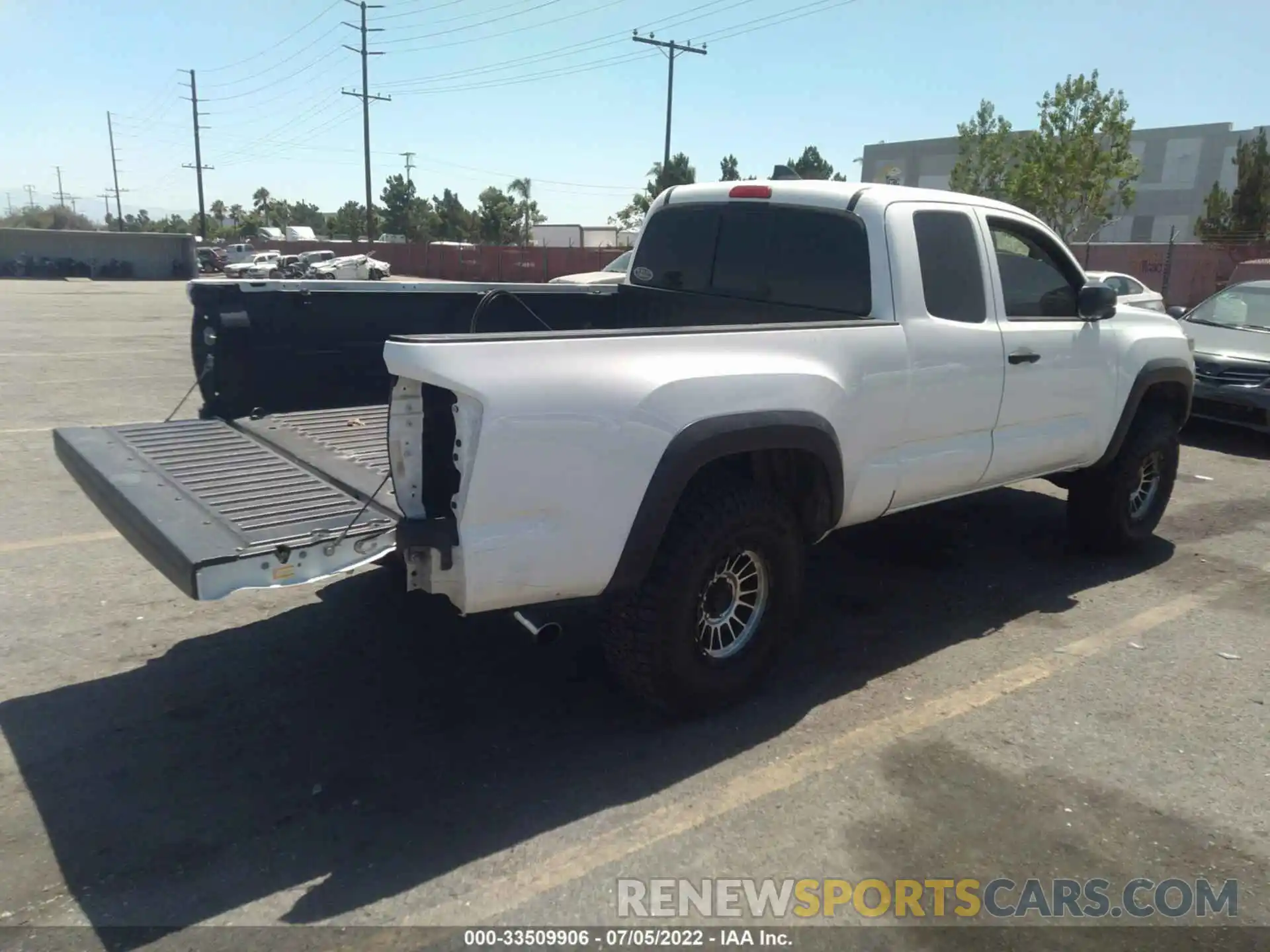 4 Photograph of a damaged car 5TFRX5GN2LX168297 TOYOTA TACOMA 2WD 2020