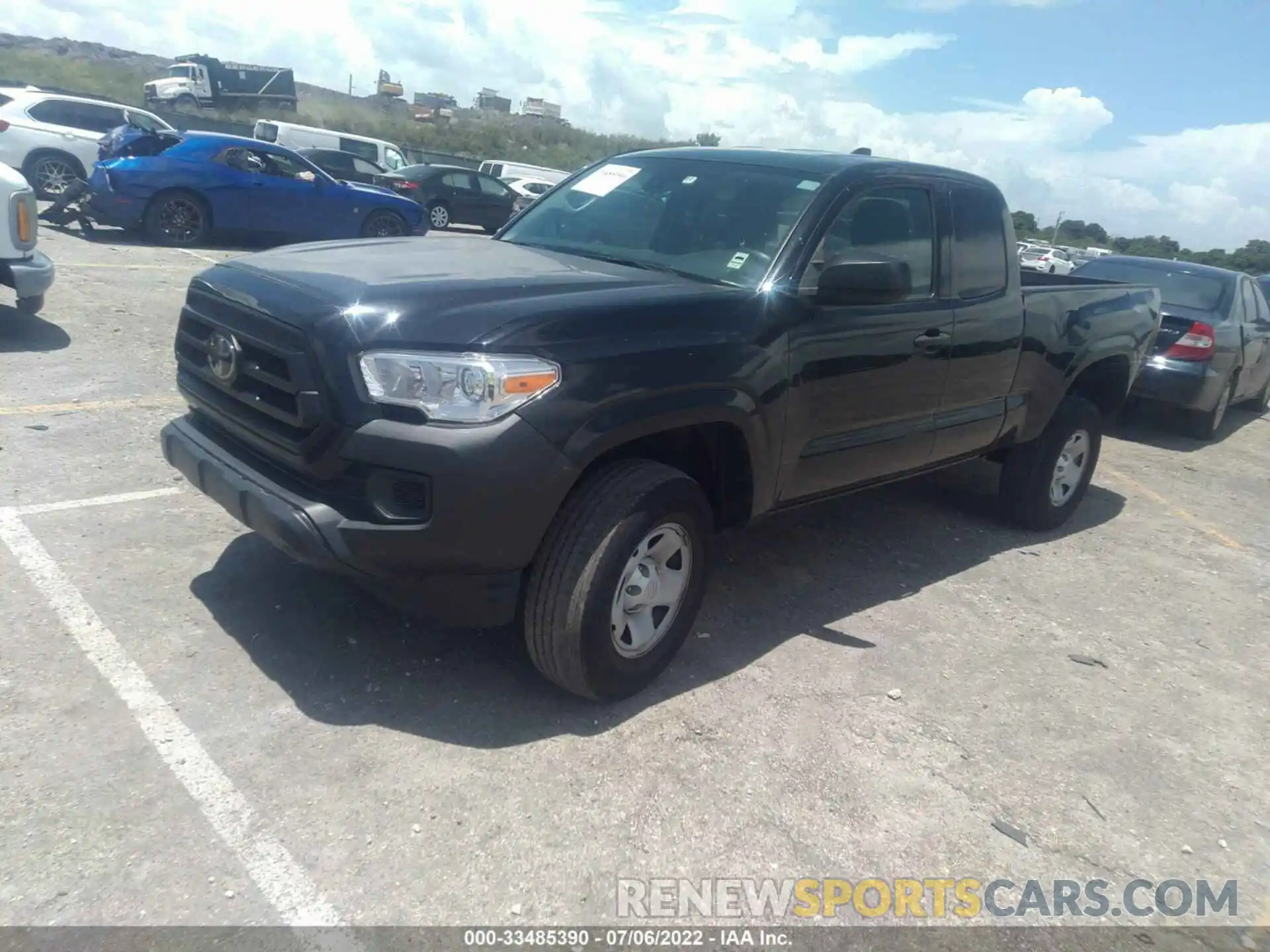 2 Фотография поврежденного автомобиля 5TFRX5GN2LX168820 TOYOTA TACOMA 2WD 2020