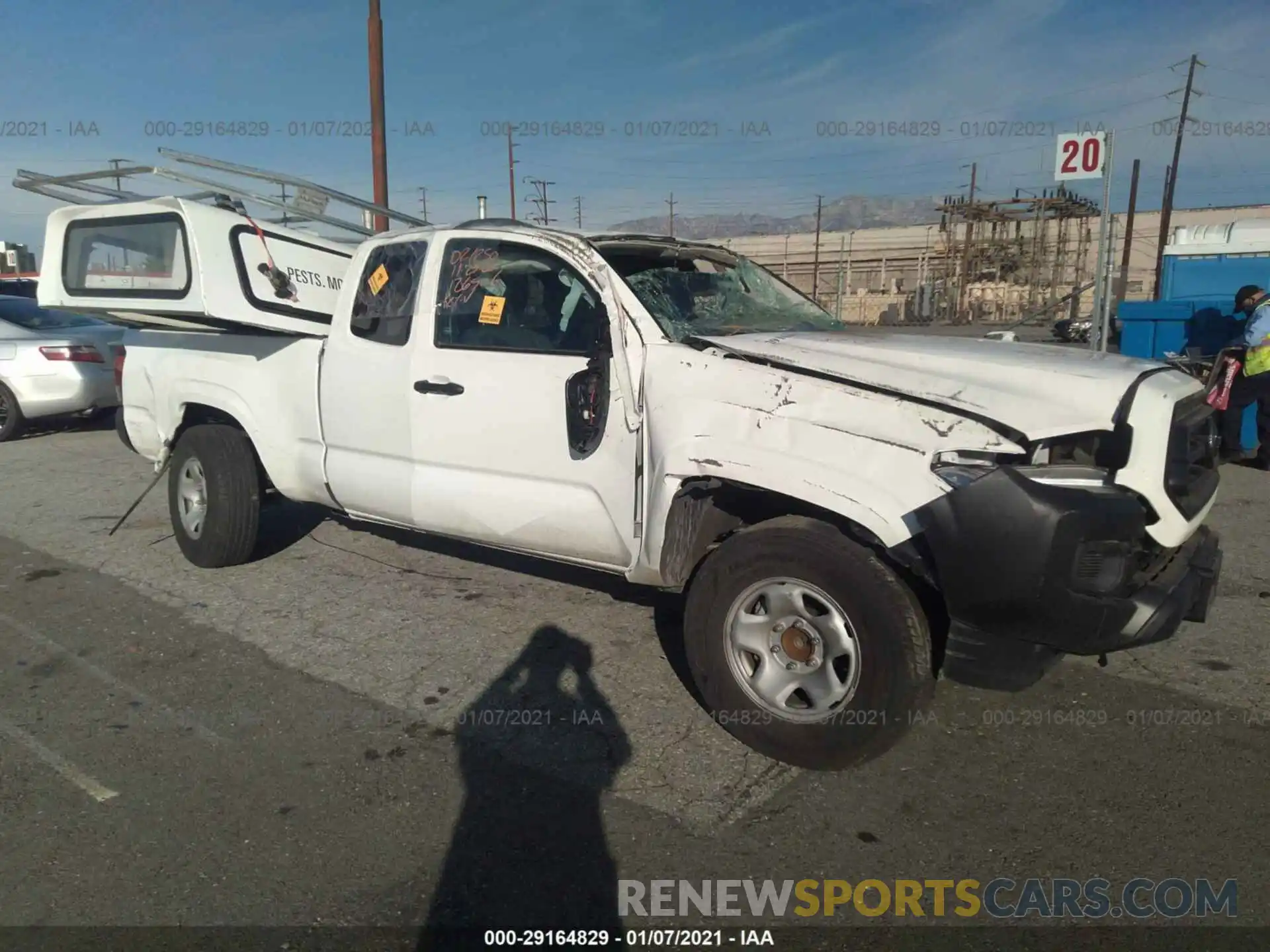 1 Photograph of a damaged car 5TFRX5GN2LX173547 TOYOTA TACOMA 2WD 2020