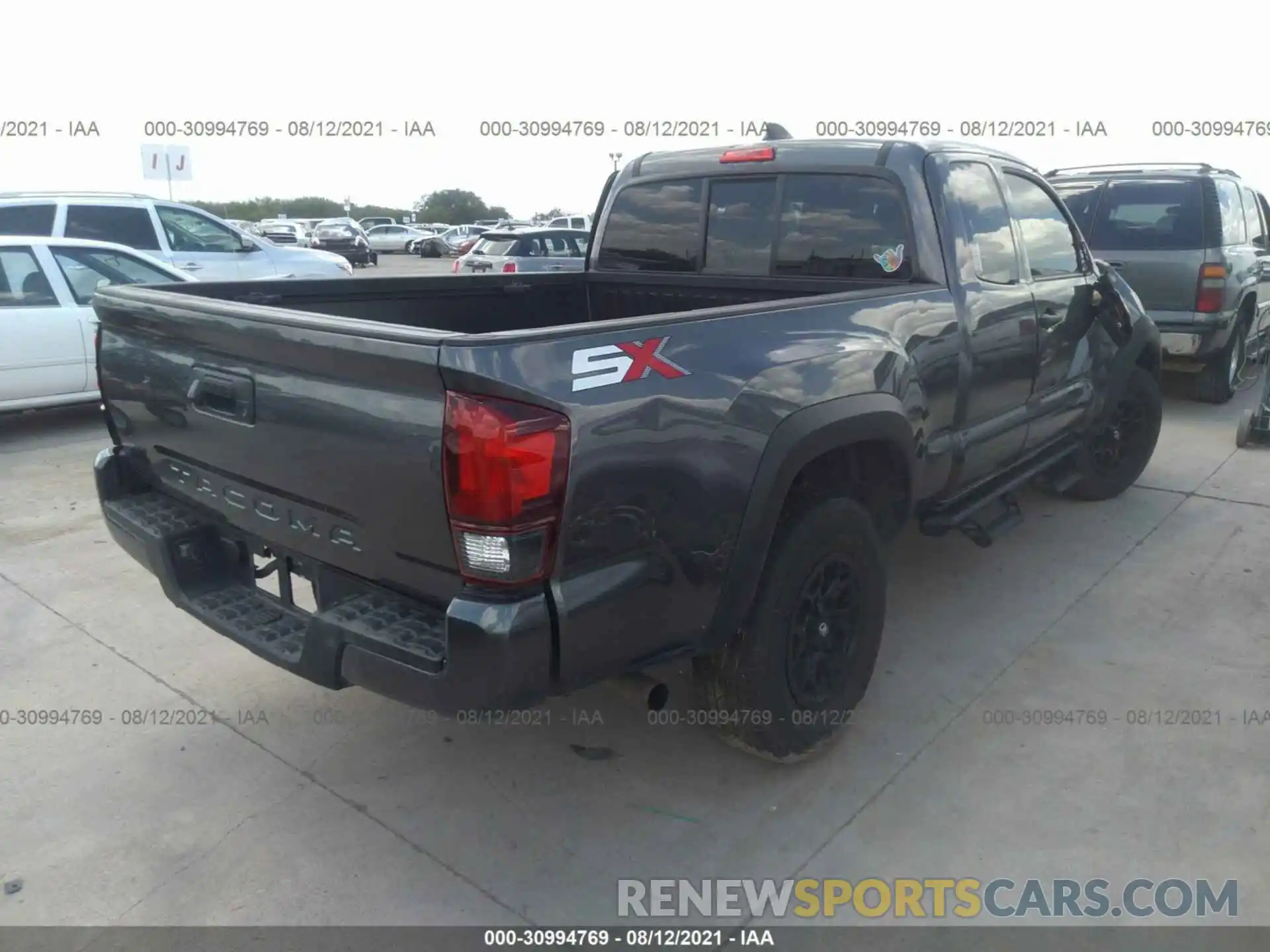 4 Photograph of a damaged car 5TFRX5GN5LX177320 TOYOTA TACOMA 2WD 2020