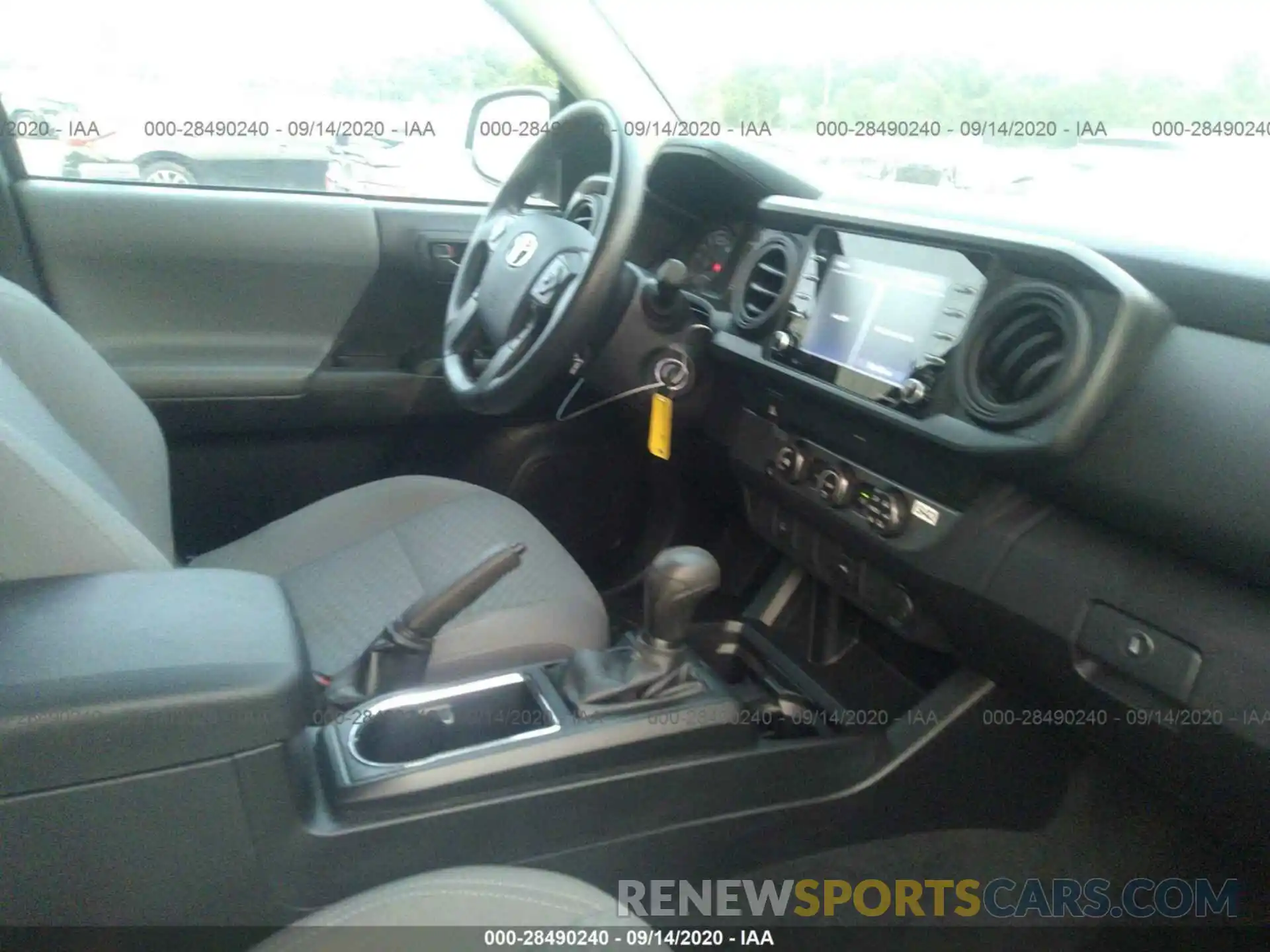 5 Photograph of a damaged car 5TFRX5GN7LX165363 TOYOTA TACOMA 2WD 2020