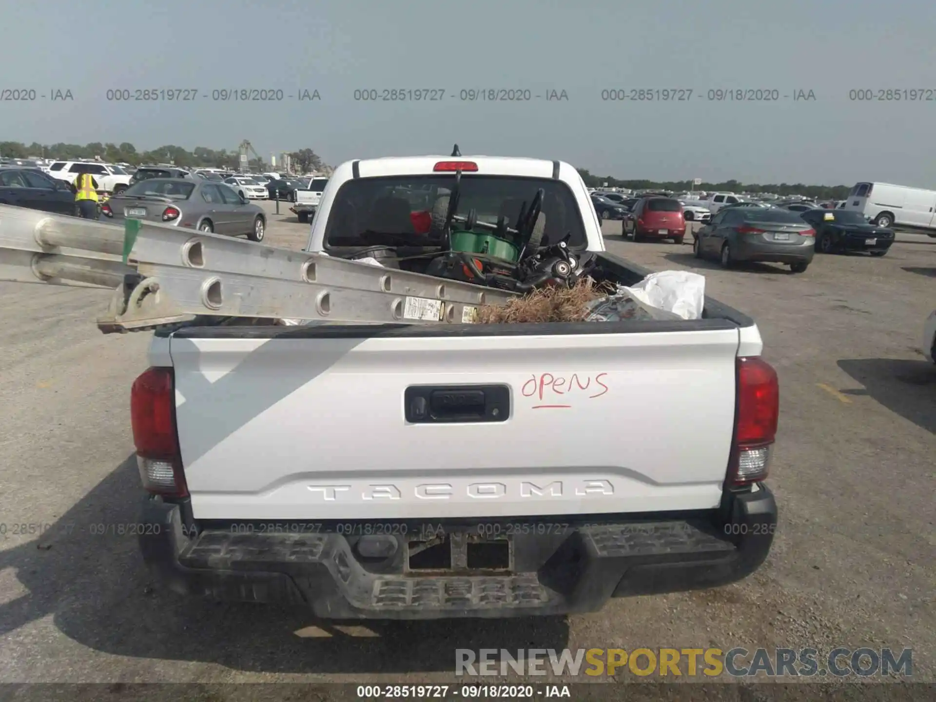 8 Photograph of a damaged car 5TFRX5GN7LX174287 TOYOTA TACOMA 2WD 2020