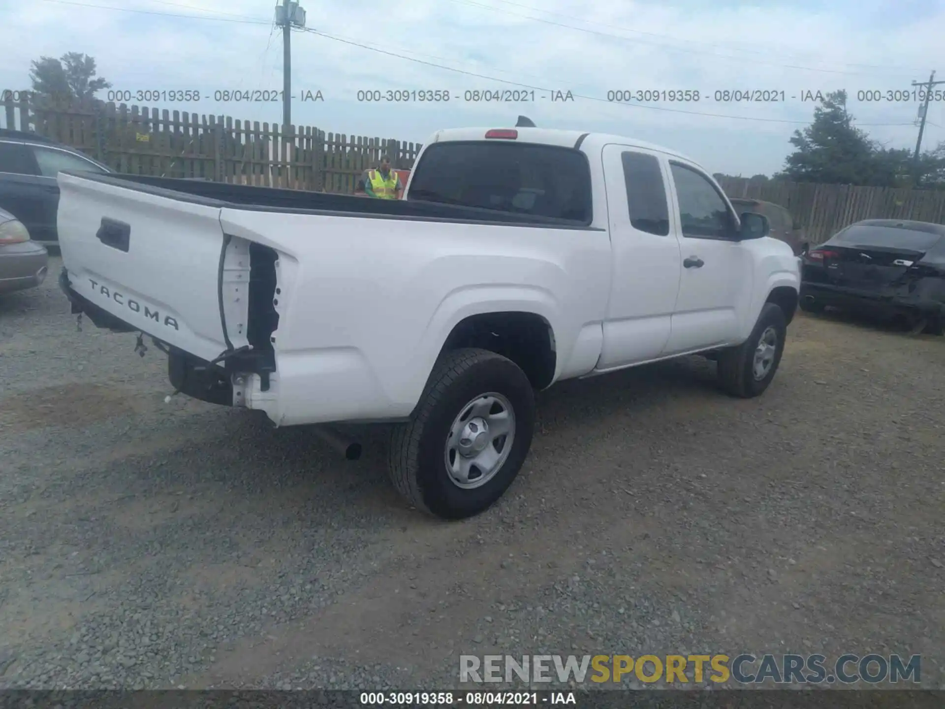 4 Фотография поврежденного автомобиля 5TFRX5GN7LX177366 TOYOTA TACOMA 2WD 2020