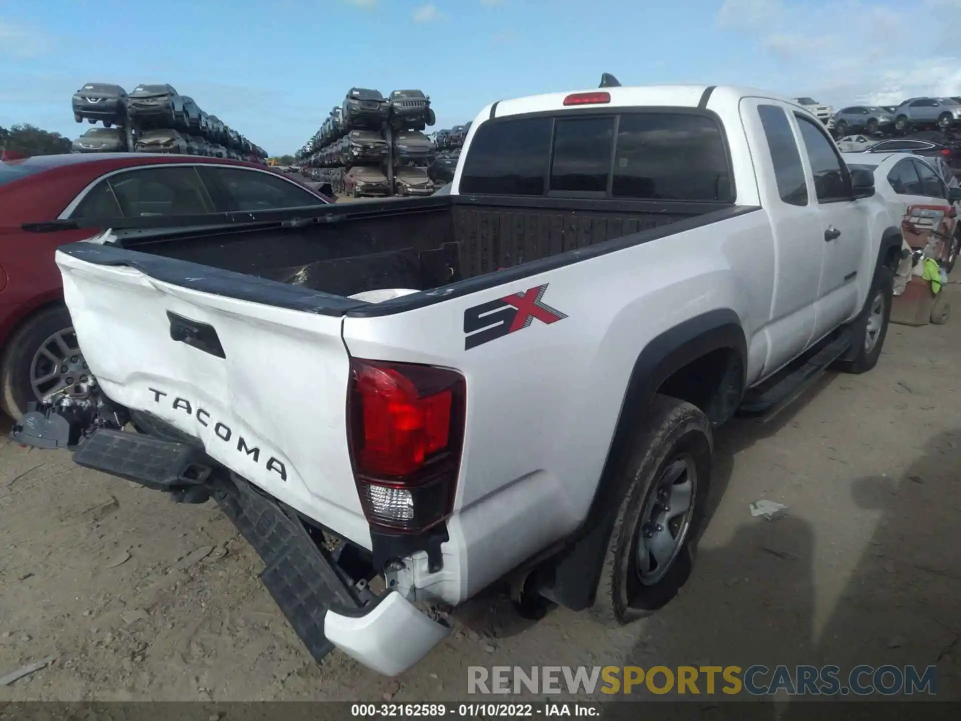 4 Фотография поврежденного автомобиля 5TFRX5GN8LX168398 TOYOTA TACOMA 2WD 2020