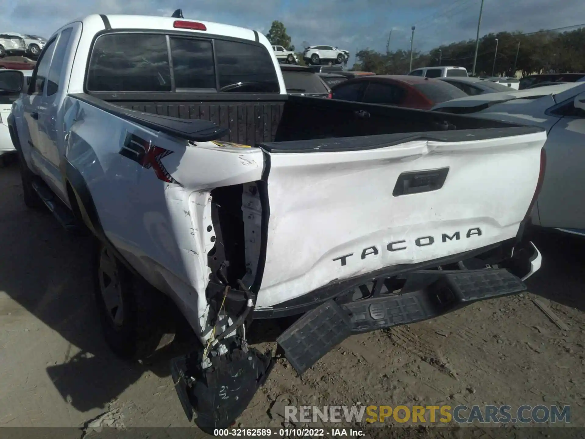 6 Photograph of a damaged car 5TFRX5GN8LX168398 TOYOTA TACOMA 2WD 2020