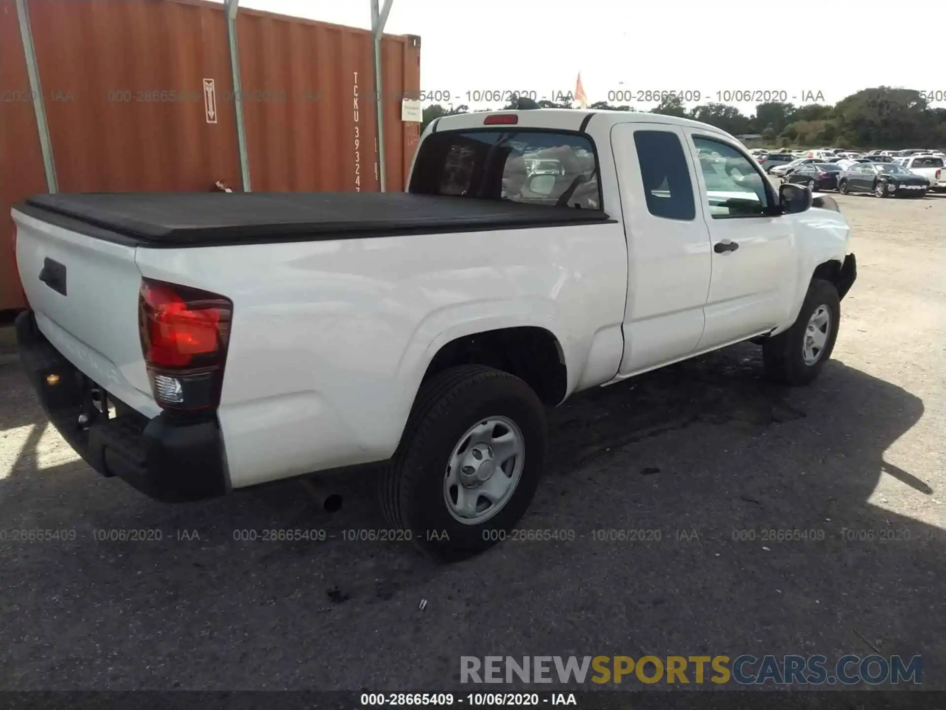 4 Photograph of a damaged car 5TFRX5GN9LX171570 TOYOTA TACOMA 2WD 2020