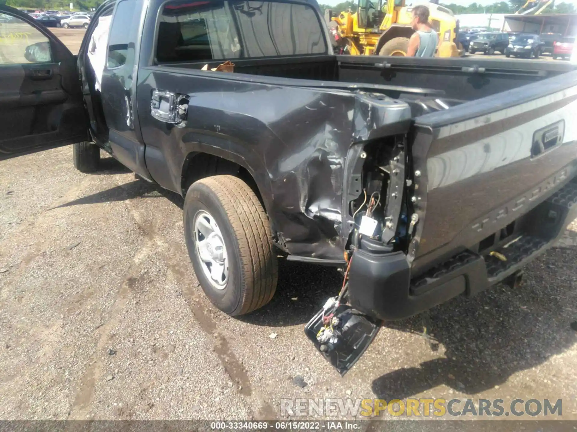 6 Фотография поврежденного автомобиля 5TFRX5GNXLX171643 TOYOTA TACOMA 2WD 2020