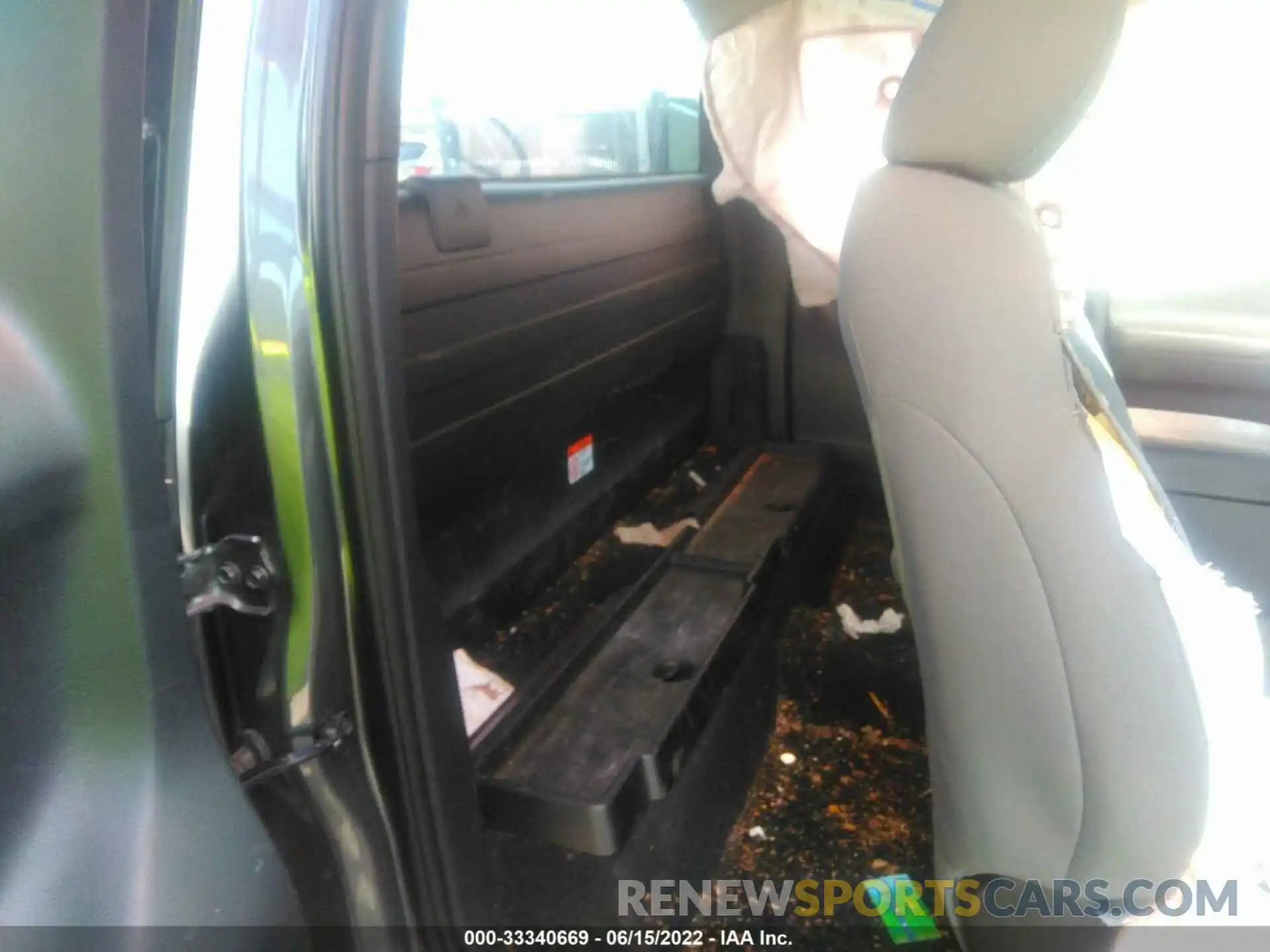 8 Photograph of a damaged car 5TFRX5GNXLX171643 TOYOTA TACOMA 2WD 2020