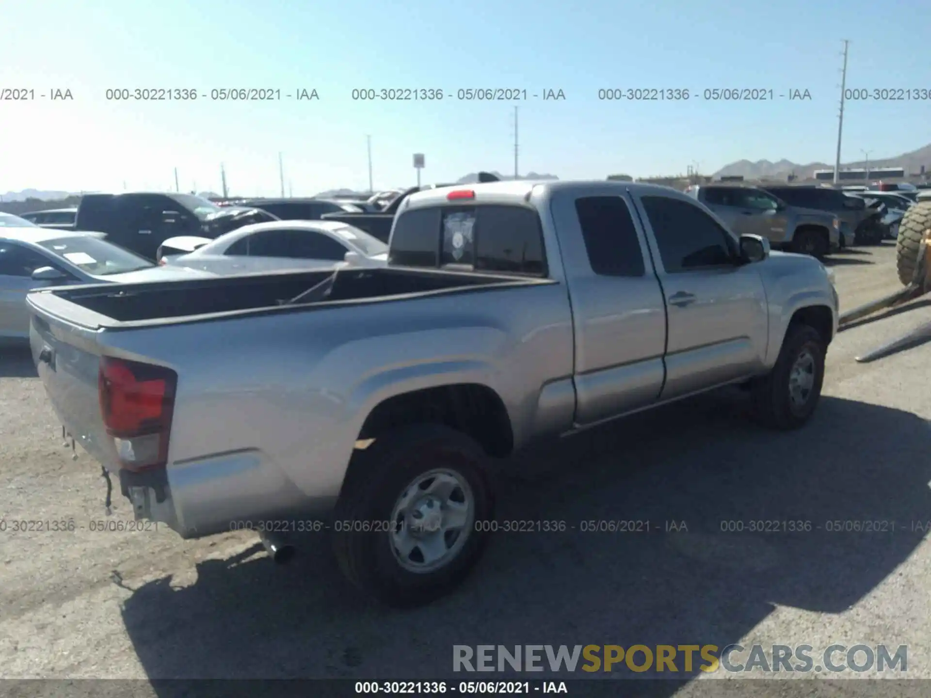 4 Фотография поврежденного автомобиля 5TFRX5GNXLX173649 TOYOTA TACOMA 2WD 2020