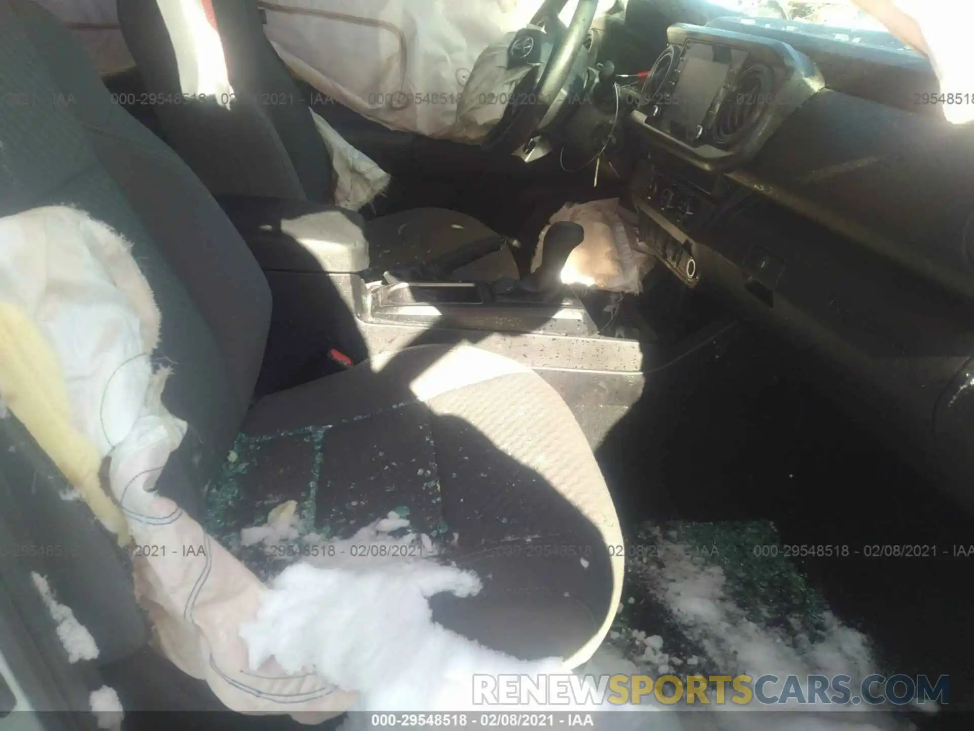 5 Photograph of a damaged car 5TFRX5GNXLX178611 TOYOTA TACOMA 2WD 2020