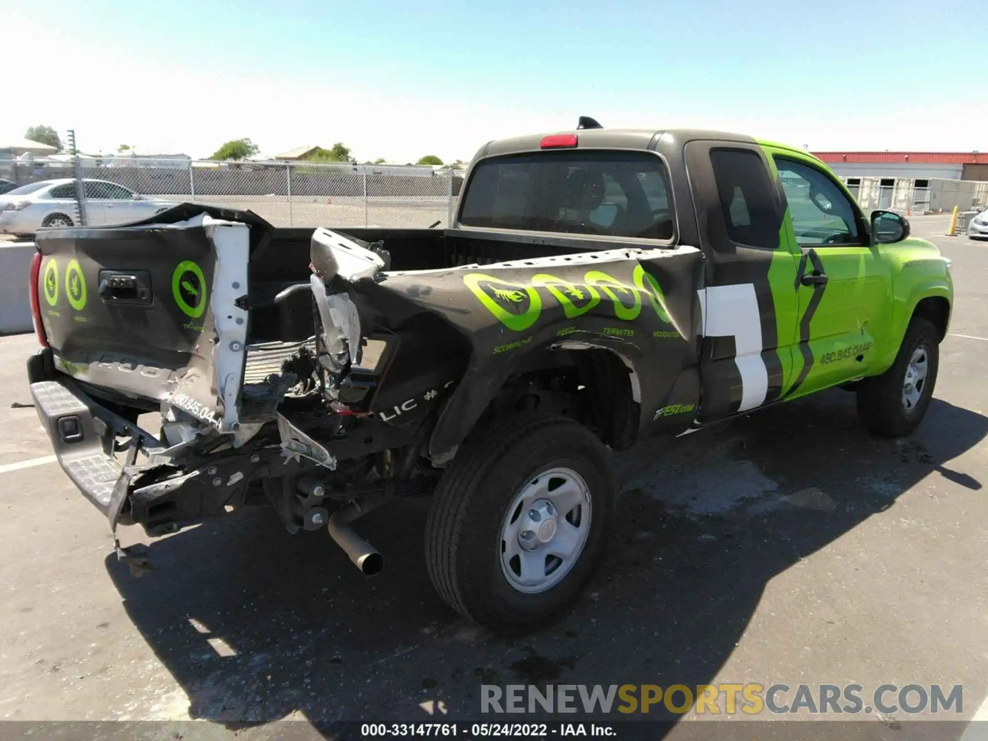 4 Photograph of a damaged car 5TFRX5GNXLX183209 TOYOTA TACOMA 2WD 2020