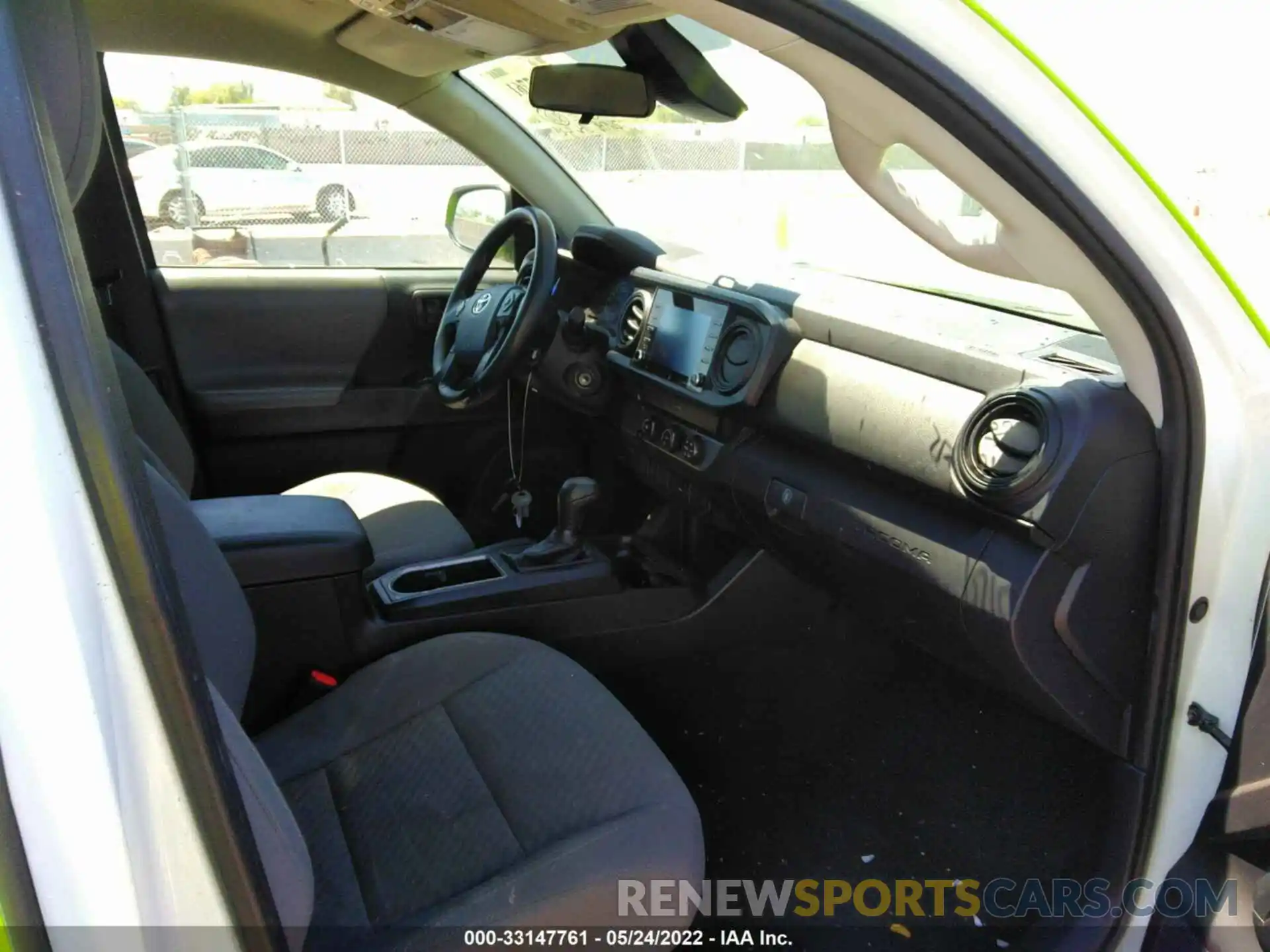 5 Photograph of a damaged car 5TFRX5GNXLX183209 TOYOTA TACOMA 2WD 2020