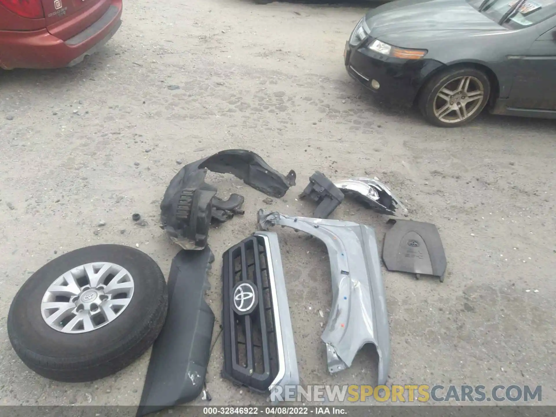 12 Photograph of a damaged car 5TFRZ5CN5LX088847 TOYOTA TACOMA 2WD 2020