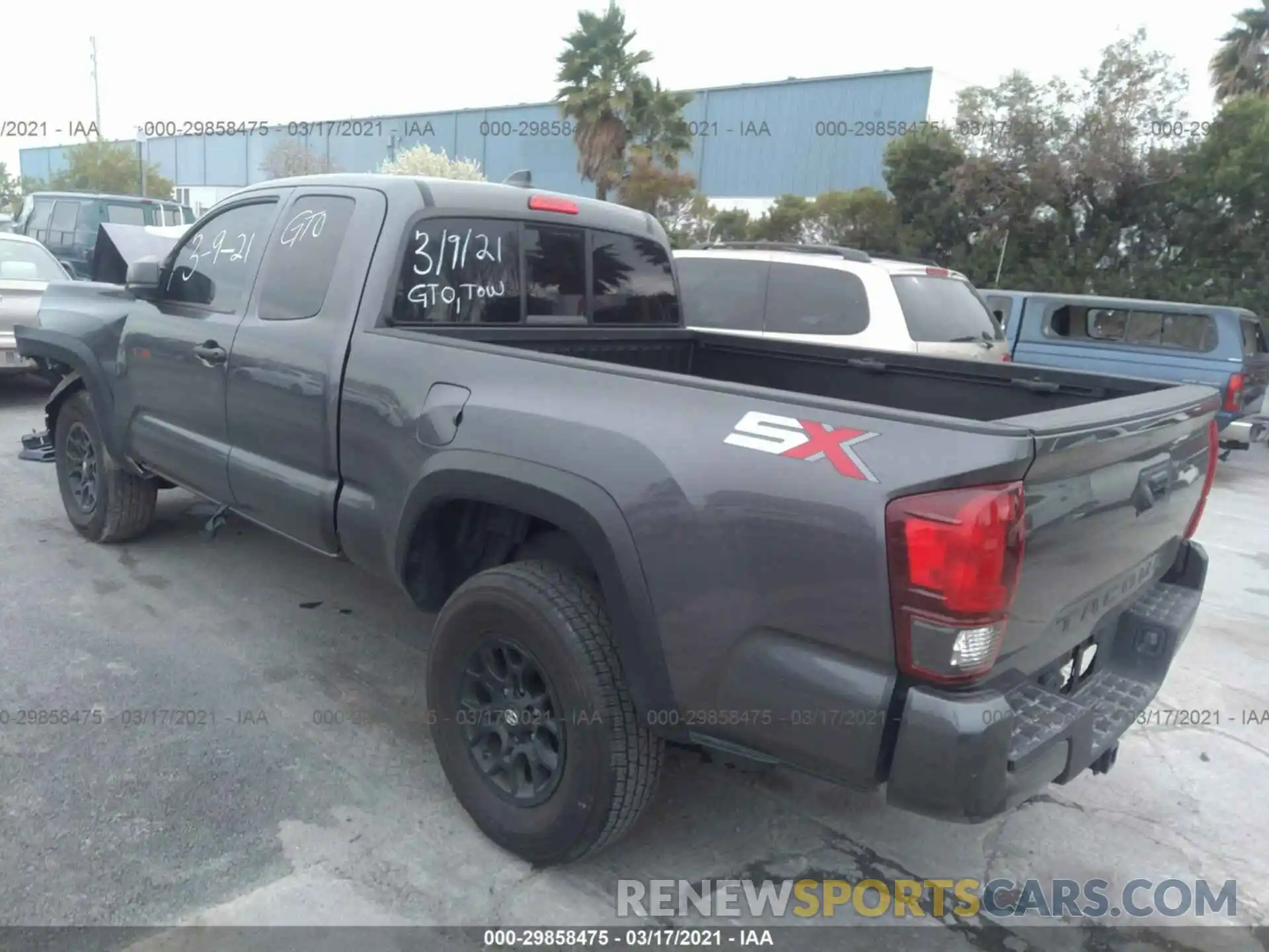 3 Фотография поврежденного автомобиля 5TFRZ5CN6LX089425 TOYOTA TACOMA 2WD 2020