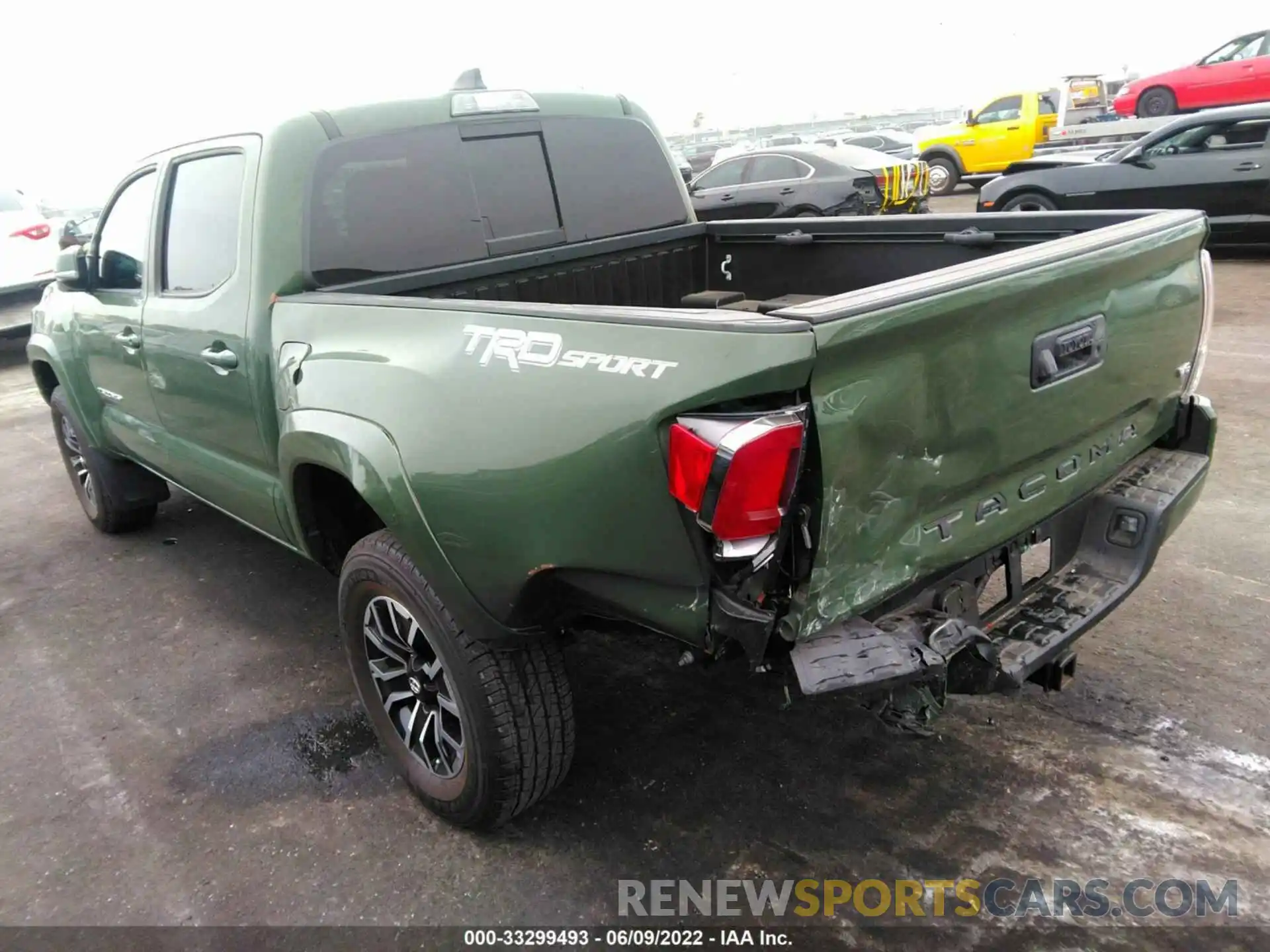 3 Photograph of a damaged car 3TMAZ5CN0MM141975 TOYOTA TACOMA 2WD 2021