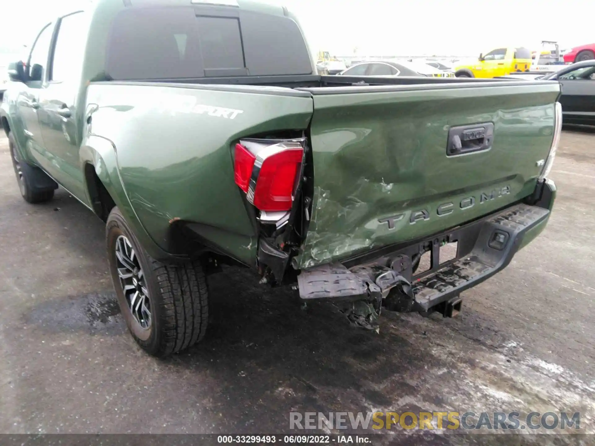 6 Photograph of a damaged car 3TMAZ5CN0MM141975 TOYOTA TACOMA 2WD 2021