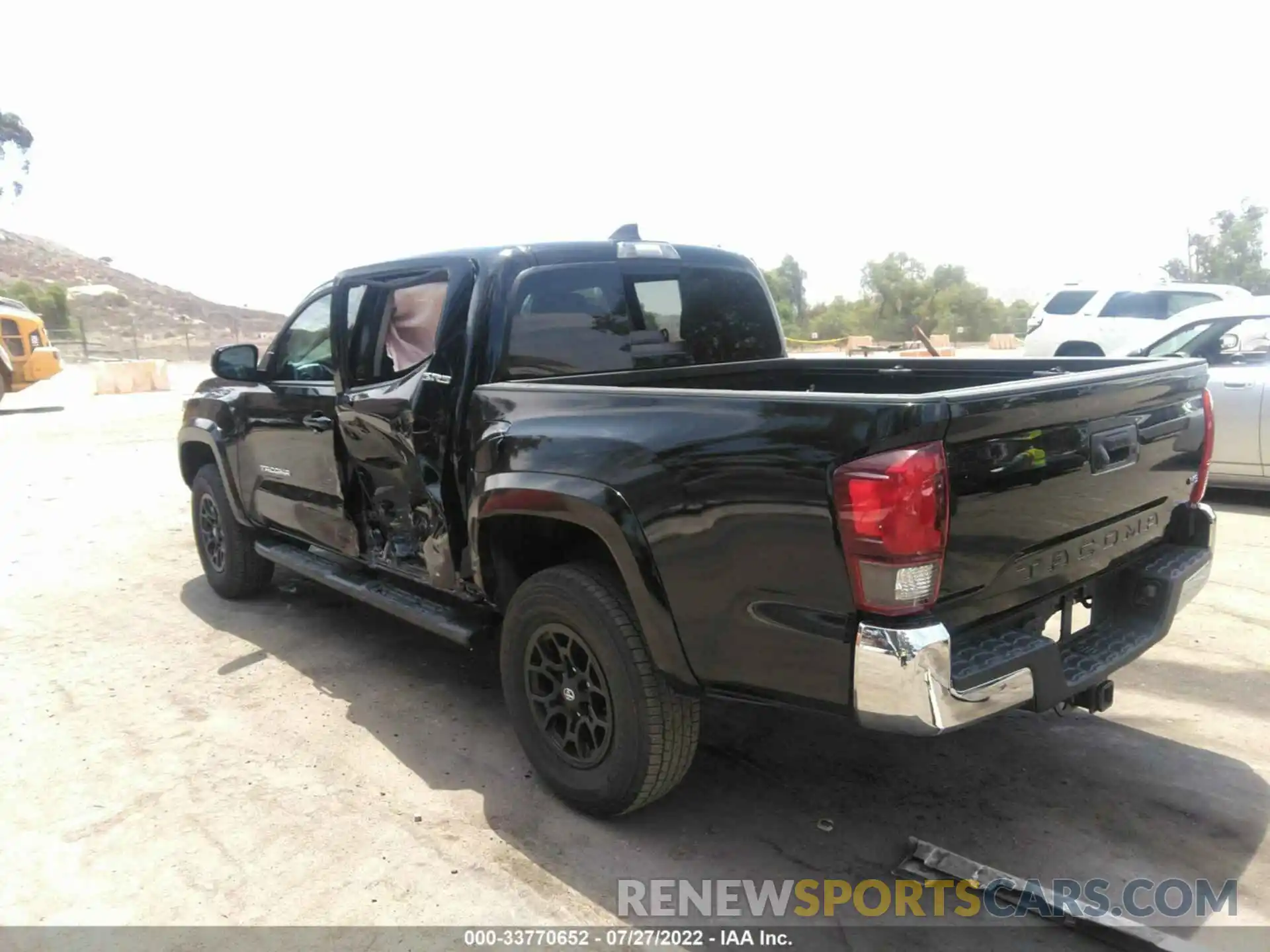 3 Photograph of a damaged car 3TMAZ5CN0MM154841 TOYOTA TACOMA 2WD 2021