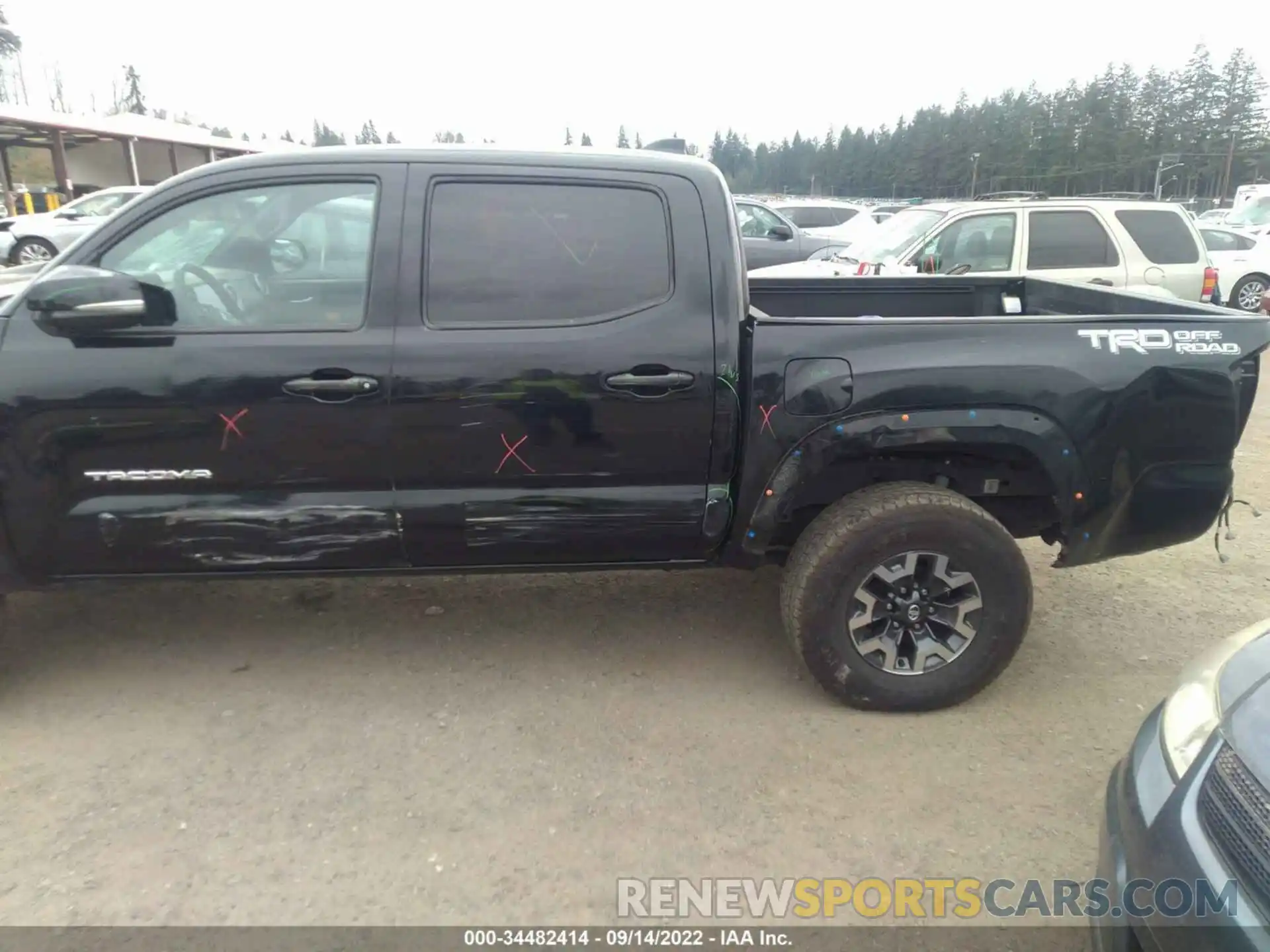 6 Photograph of a damaged car 3TMAZ5CN1MM145985 TOYOTA TACOMA 2WD 2021