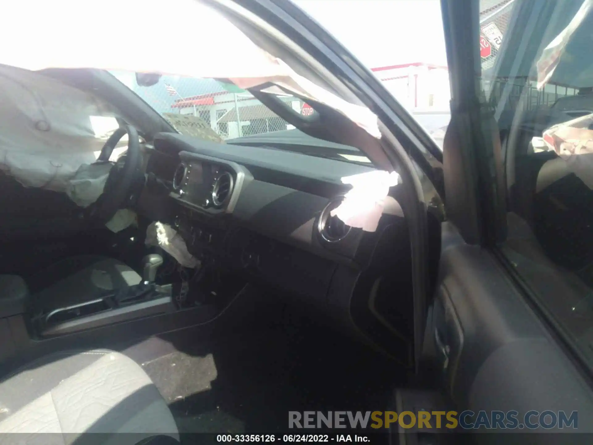 5 Photograph of a damaged car 3TMAZ5CN1MM153729 TOYOTA TACOMA 2WD 2021