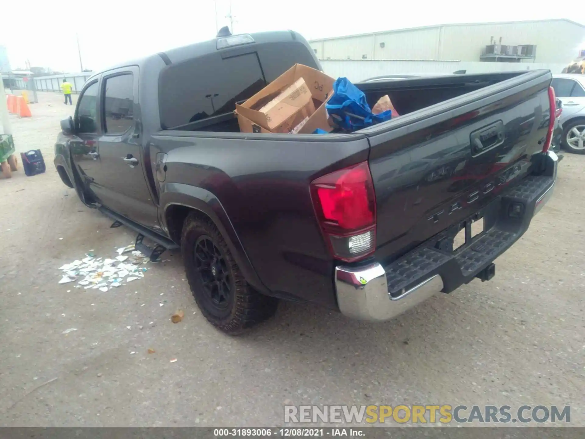 3 Photograph of a damaged car 3TMAZ5CN3MM152503 TOYOTA TACOMA 2WD 2021