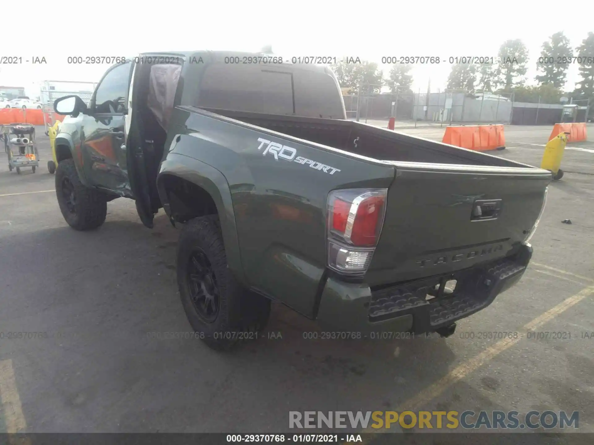 3 Photograph of a damaged car 3TMAZ5CN4MM141509 TOYOTA TACOMA 2WD 2021