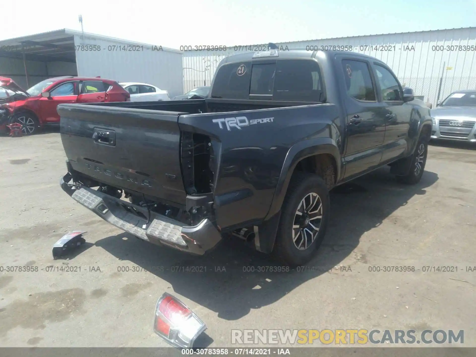 4 Photograph of a damaged car 3TMAZ5CN4MM148735 TOYOTA TACOMA 2WD 2021