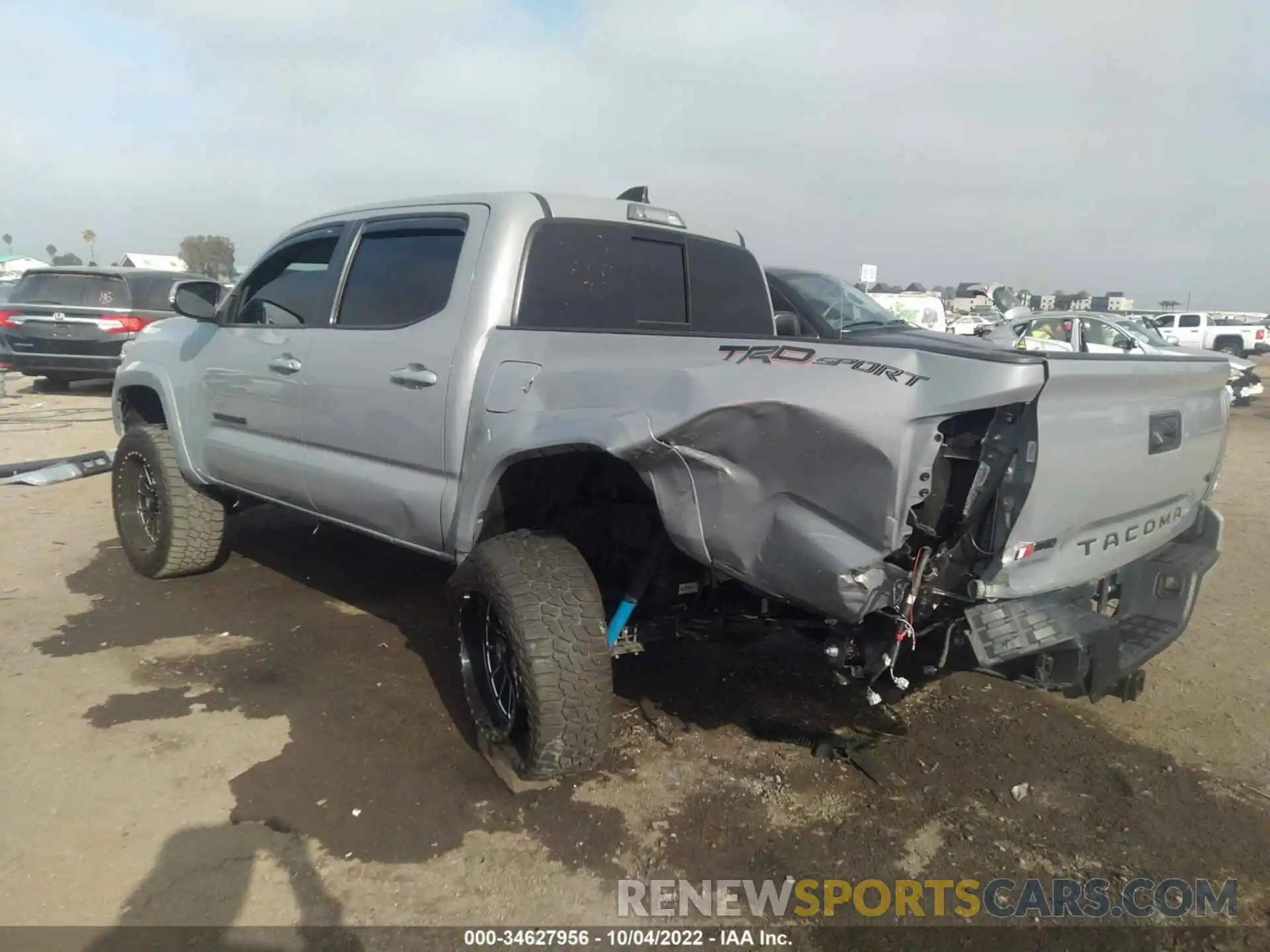 3 Фотография поврежденного автомобиля 3TMAZ5CN4MM154552 TOYOTA TACOMA 2WD 2021