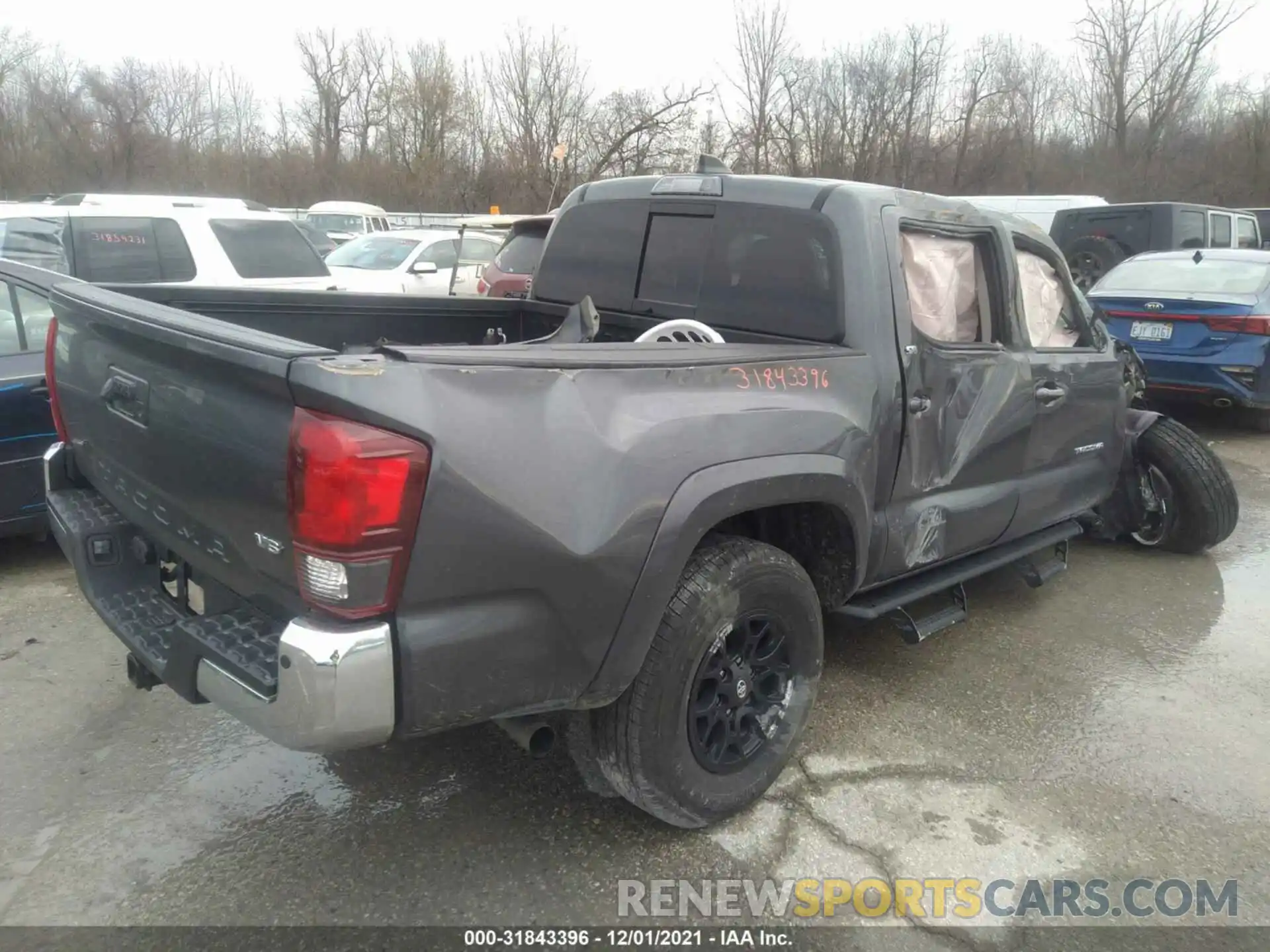 4 Фотография поврежденного автомобиля 3TMAZ5CN5MM159145 TOYOTA TACOMA 2WD 2021