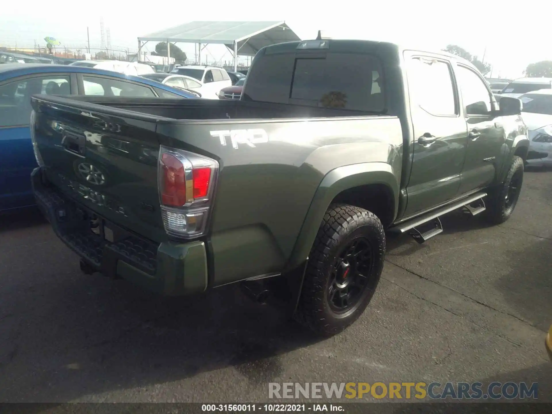 4 Фотография поврежденного автомобиля 3TMAZ5CN7MM145473 TOYOTA TACOMA 2WD 2021