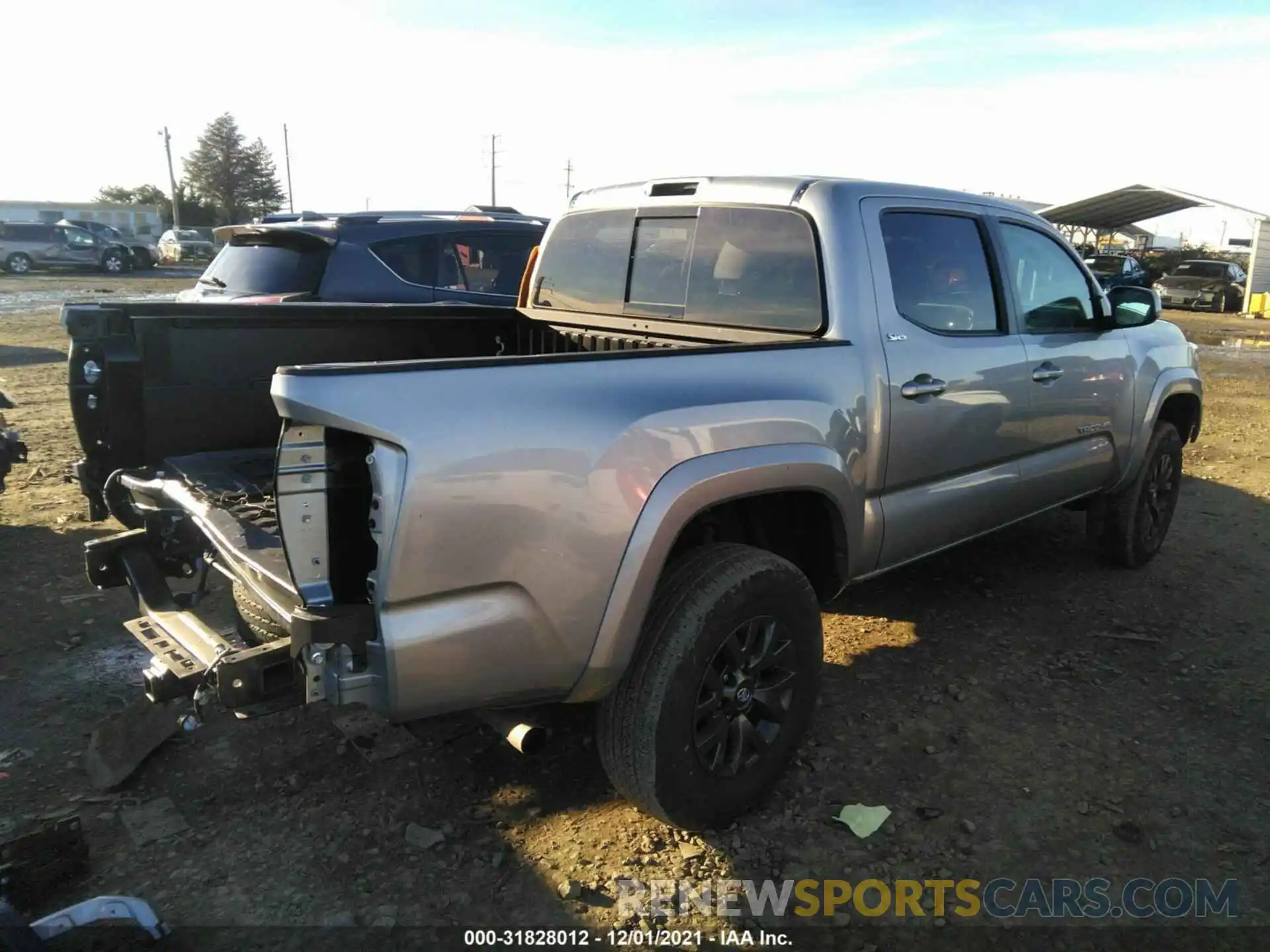 4 Photograph of a damaged car 3TMAZ5CN7MM149779 TOYOTA TACOMA 2WD 2021