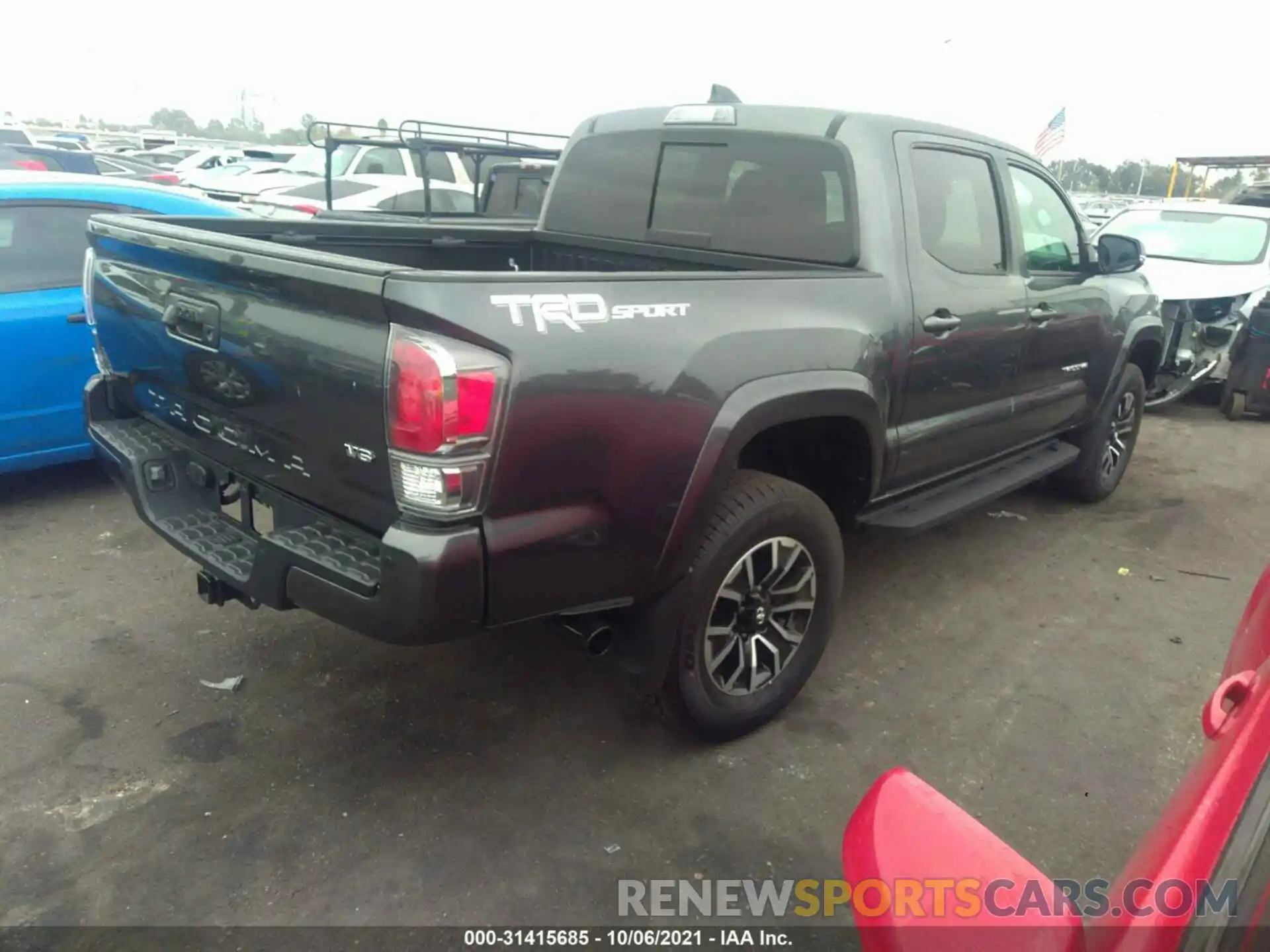 4 Фотография поврежденного автомобиля 3TMAZ5CN7MM150835 TOYOTA TACOMA 2WD 2021