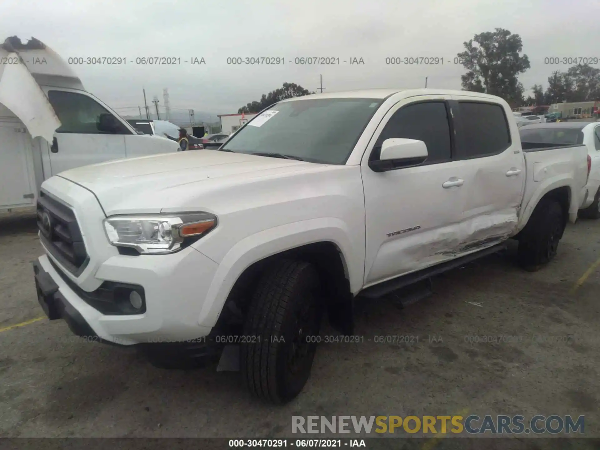 2 Photograph of a damaged car 3TMAZ5CN8MM140573 TOYOTA TACOMA 2WD 2021