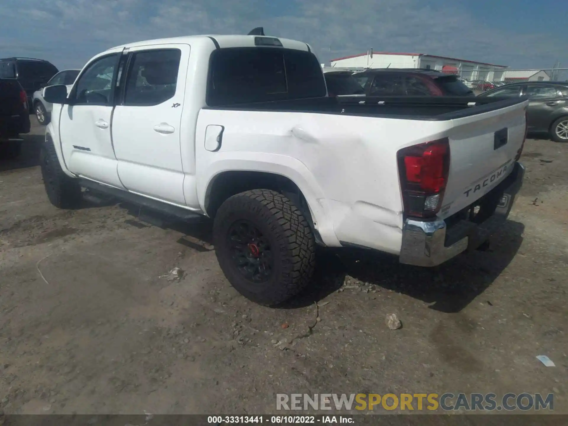 3 Photograph of a damaged car 3TMAZ5CN8MM148172 TOYOTA TACOMA 2WD 2021