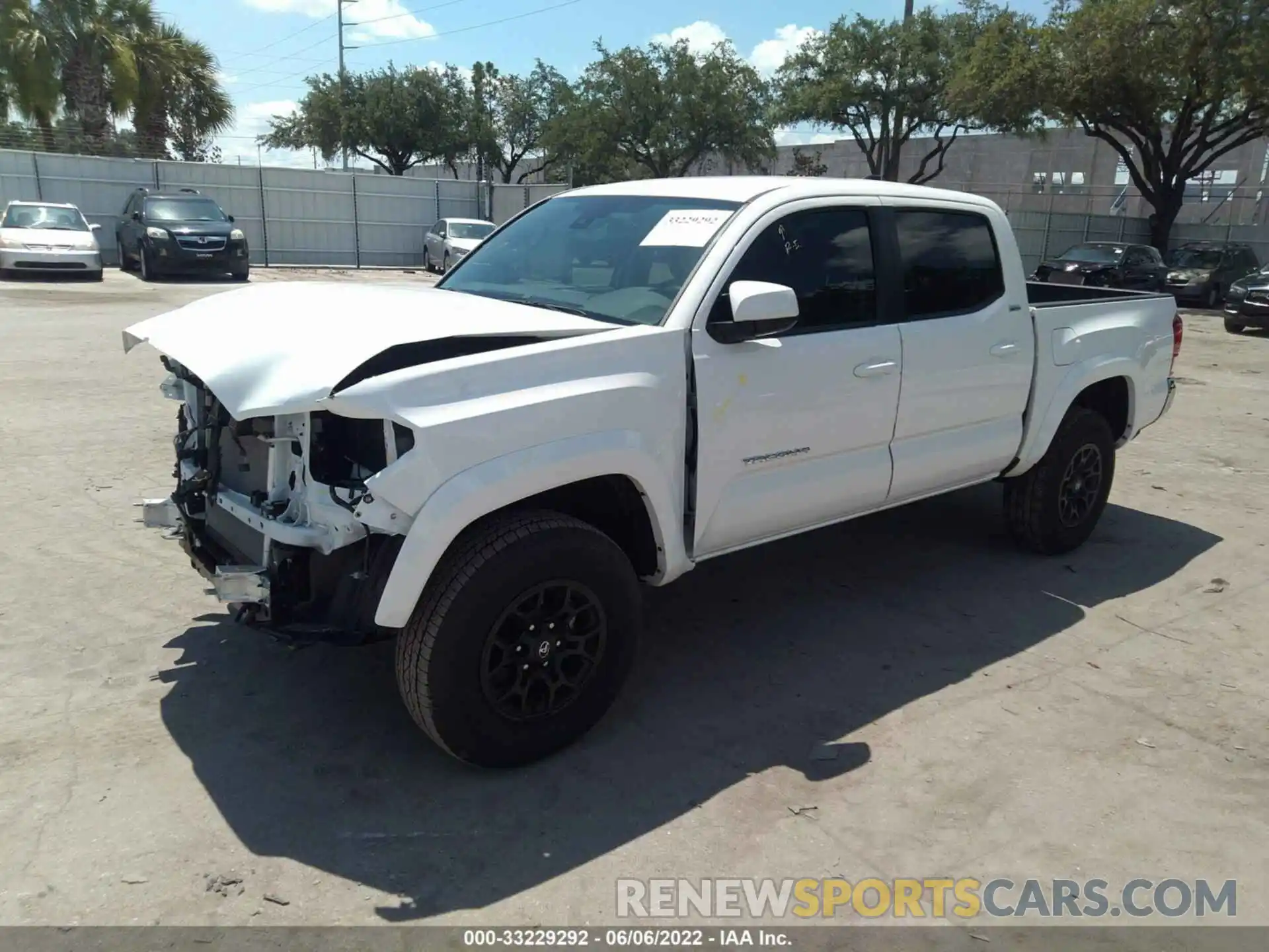 2 Photograph of a damaged car 3TMAZ5CN8MM158670 TOYOTA TACOMA 2WD 2021