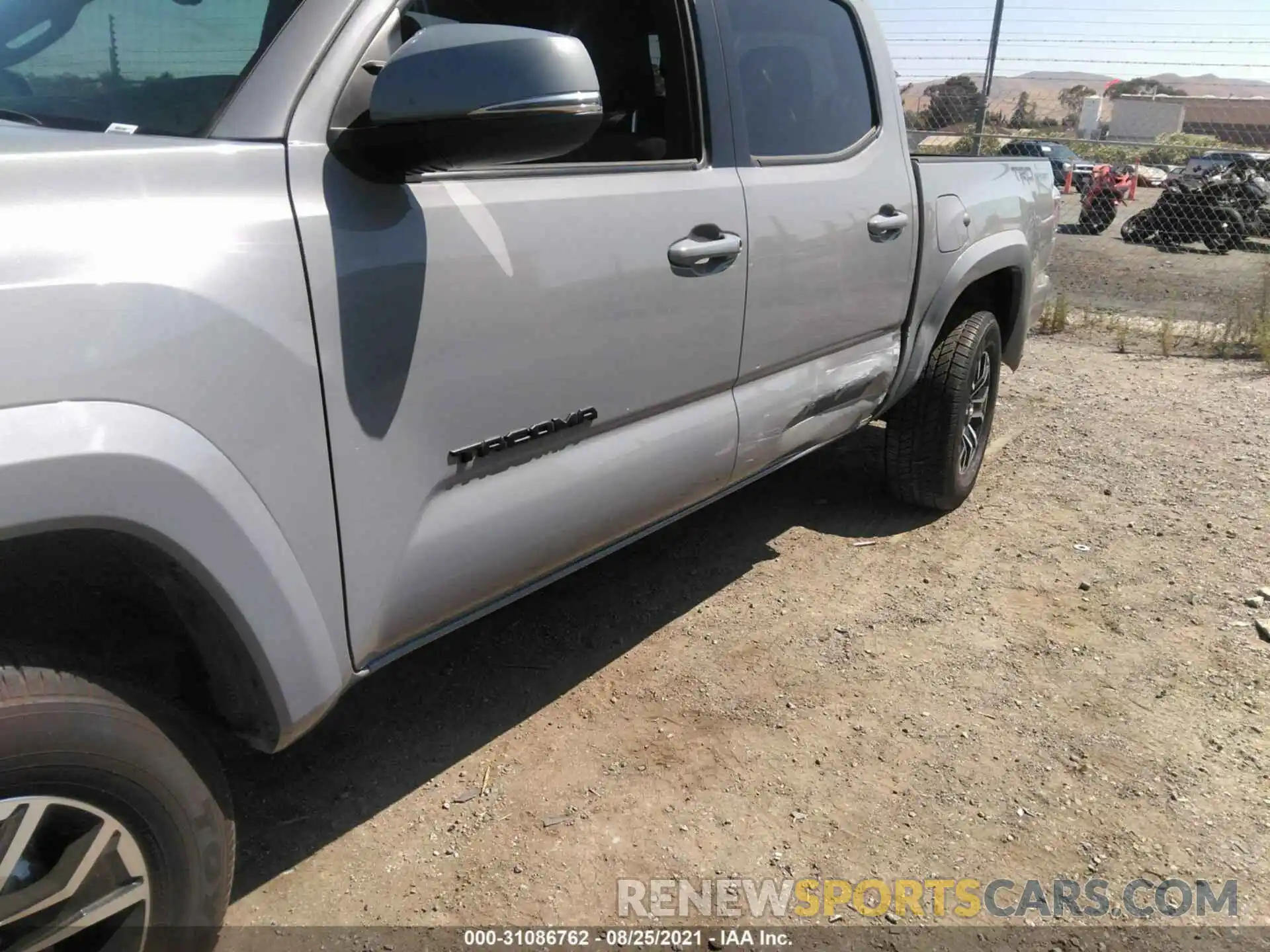 6 Photograph of a damaged car 3TMAZ5CN9MM145264 TOYOTA TACOMA 2WD 2021