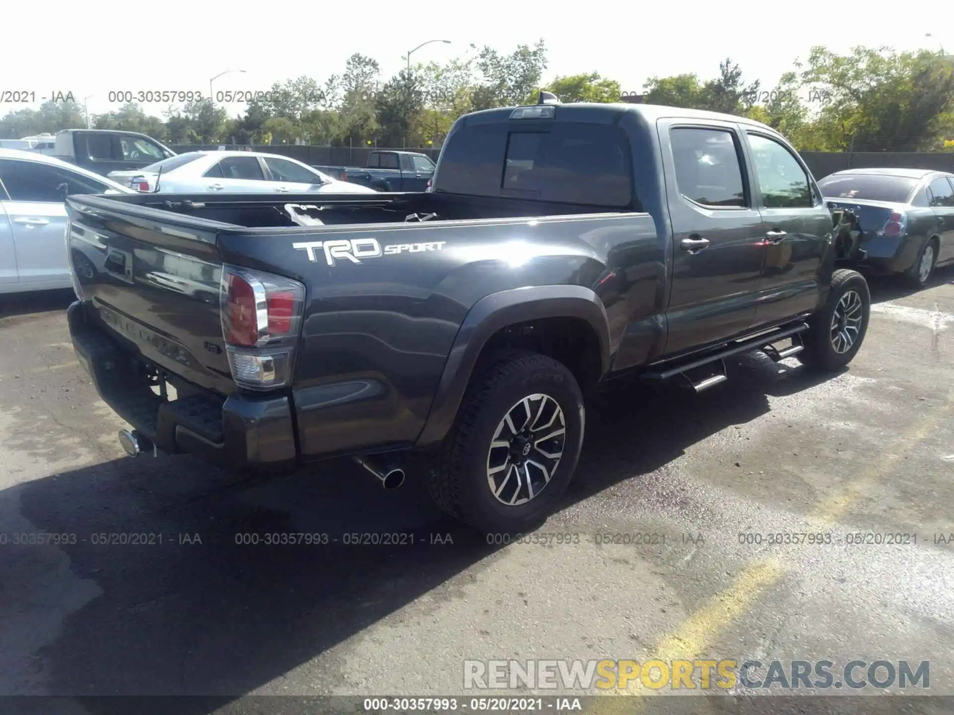 4 Photograph of a damaged car 3TMBZ5DN0MM029034 TOYOTA TACOMA 2WD 2021