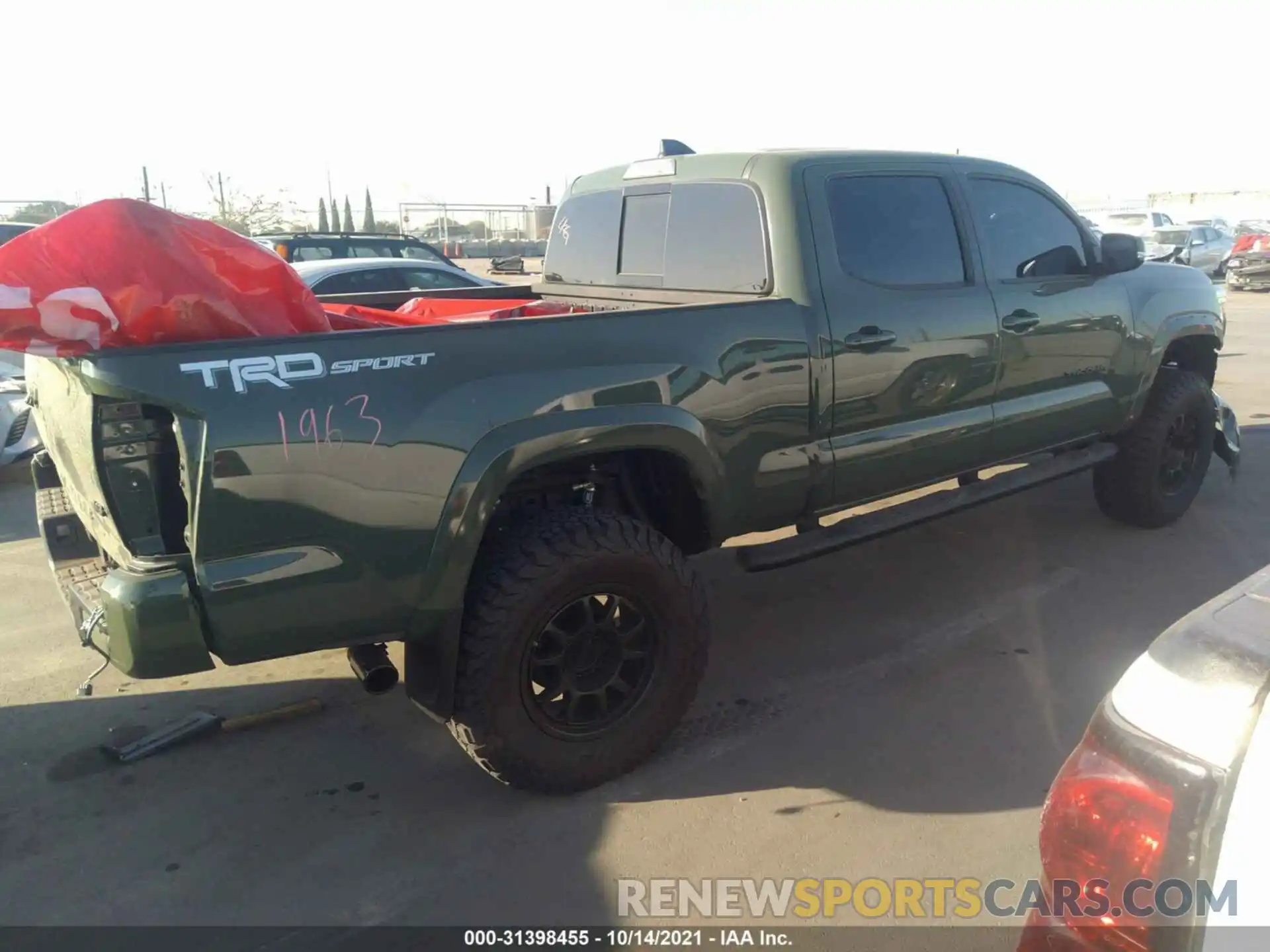 4 Photograph of a damaged car 3TMBZ5DN4MM027741 TOYOTA TACOMA 2WD 2021