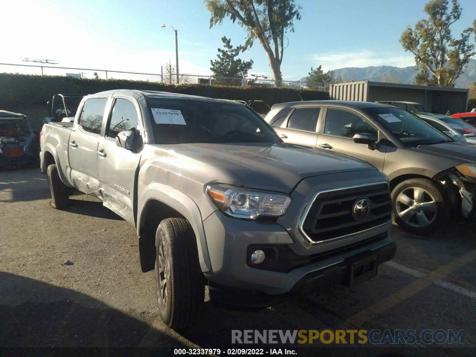 1 Photograph of a damaged car 3TMBZ5DN4MM029165 TOYOTA TACOMA 2WD 2021