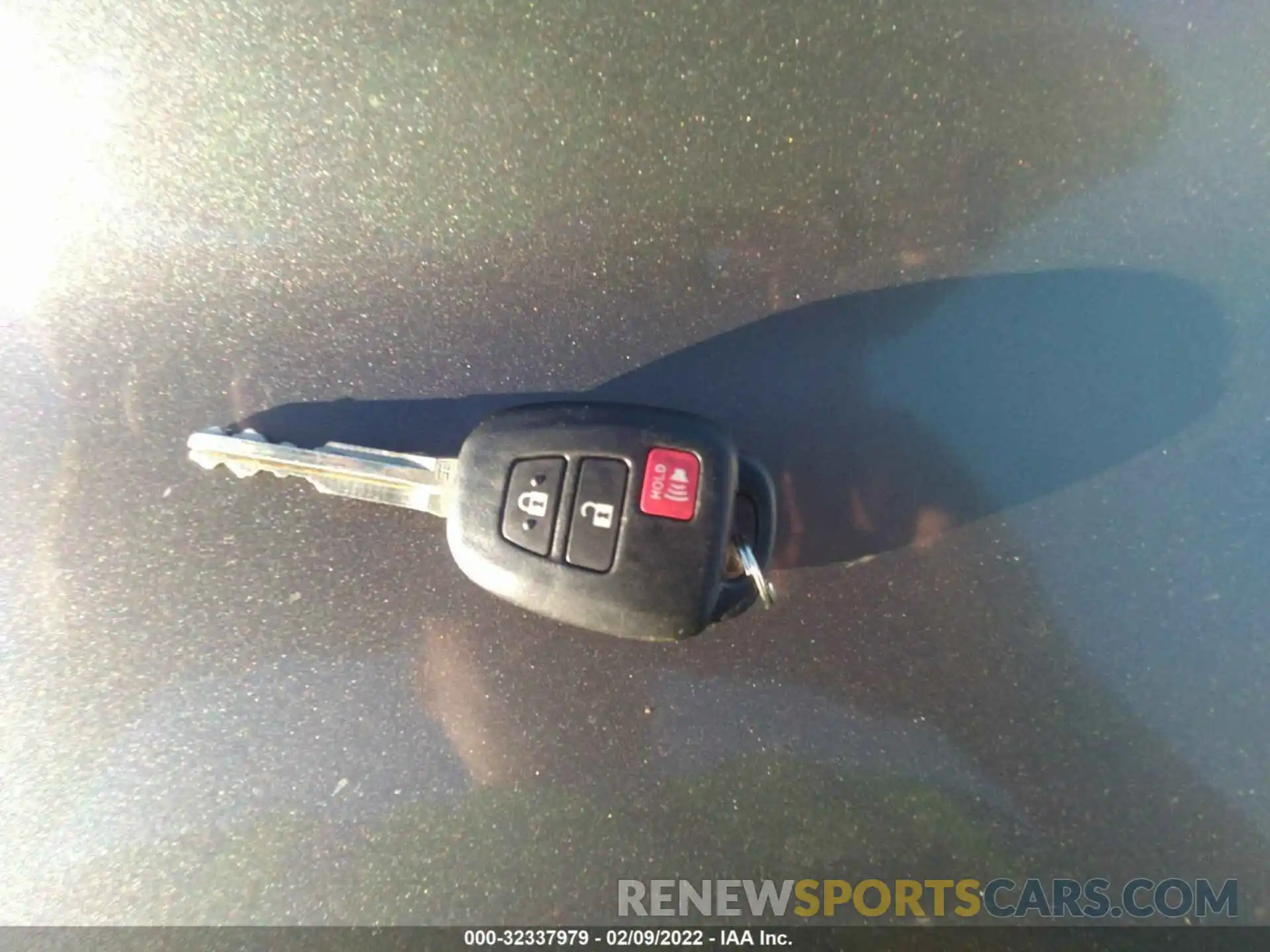 11 Photograph of a damaged car 3TMBZ5DN4MM029165 TOYOTA TACOMA 2WD 2021